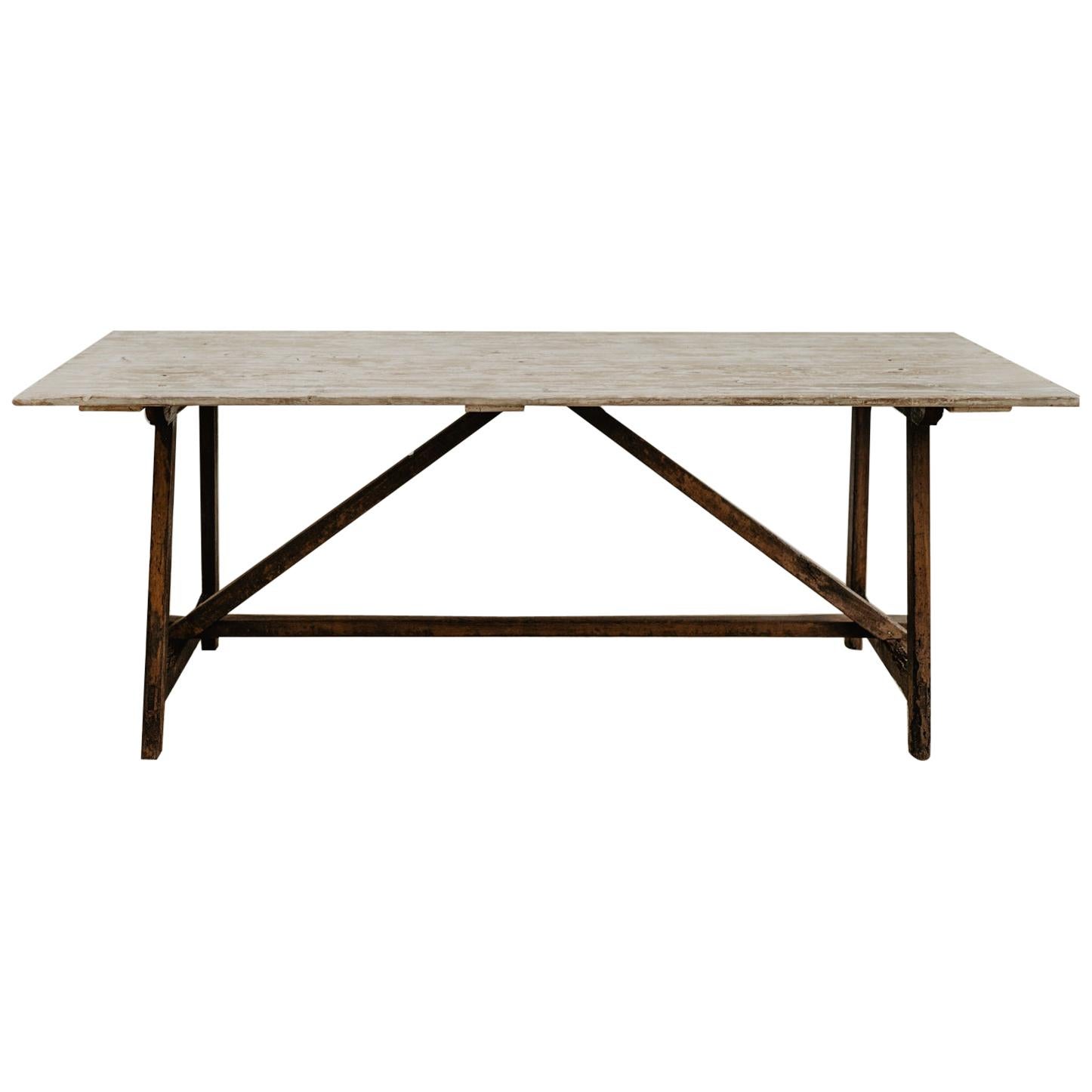 19th Century Spanish Pinewood Table For Sale at 1stDibs