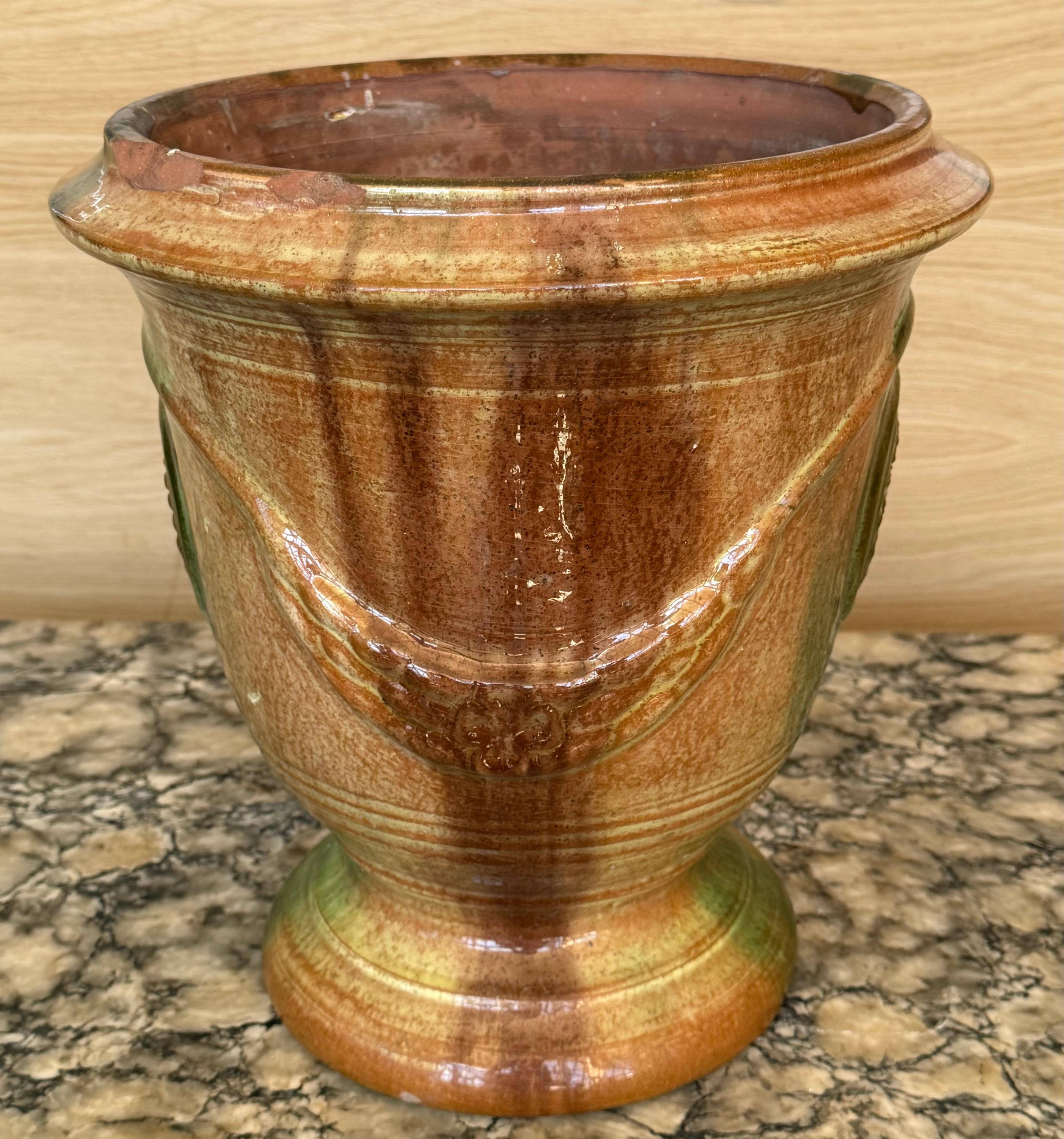XIXe siècle Jardiniere en poterie espagnole du 19e siècle à glaçure verte en vente
