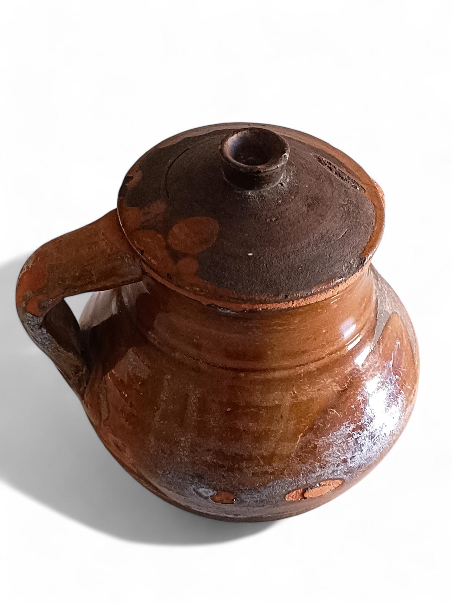 Spanische rustikale patinierte Terrakotta-Teppichschale mit Deckel aus dem 19. Jahrhundert im Angebot 5