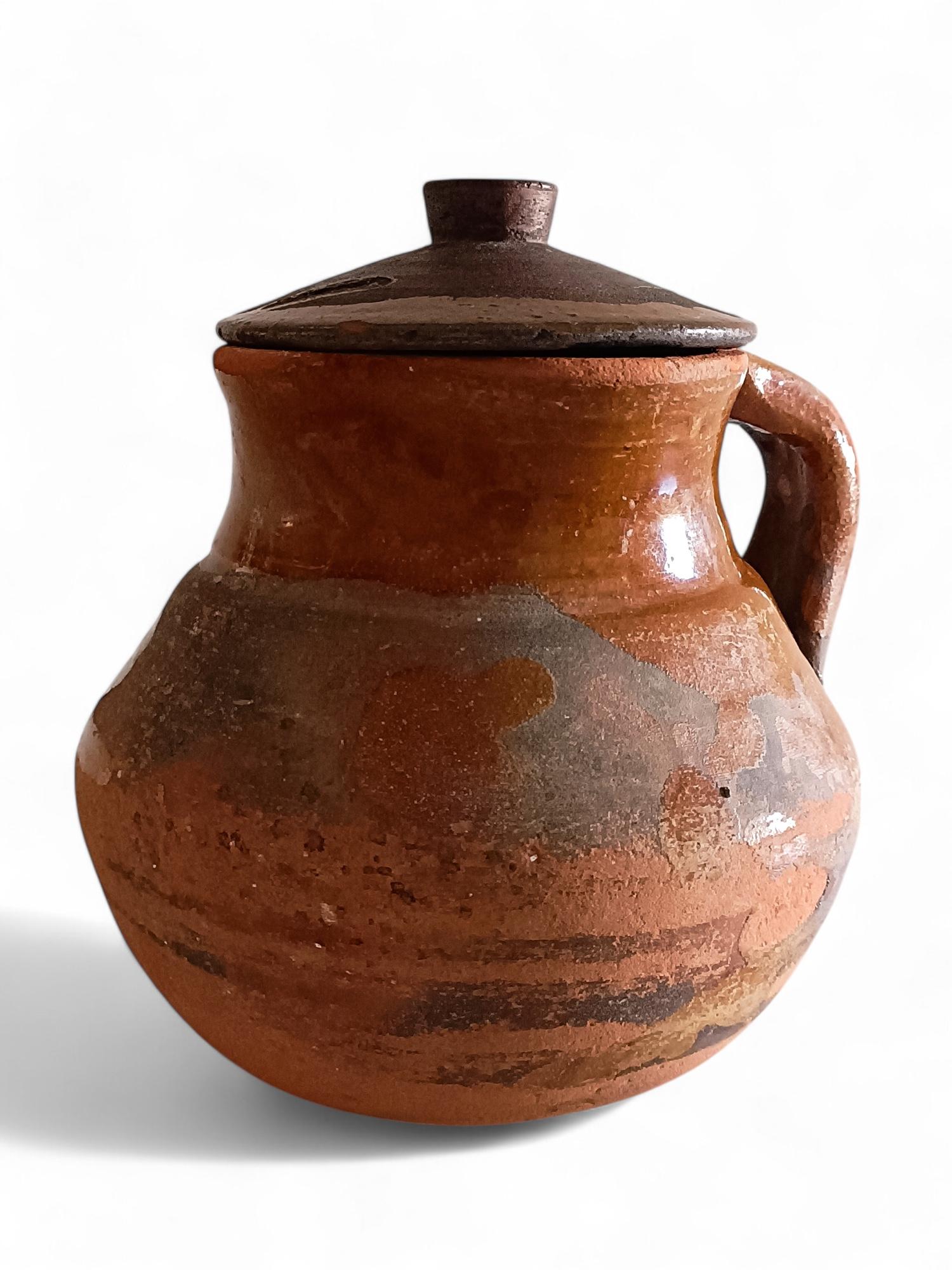 Spanische rustikale patinierte Terrakotta-Teppichschale mit Deckel aus dem 19. Jahrhundert im Angebot 11