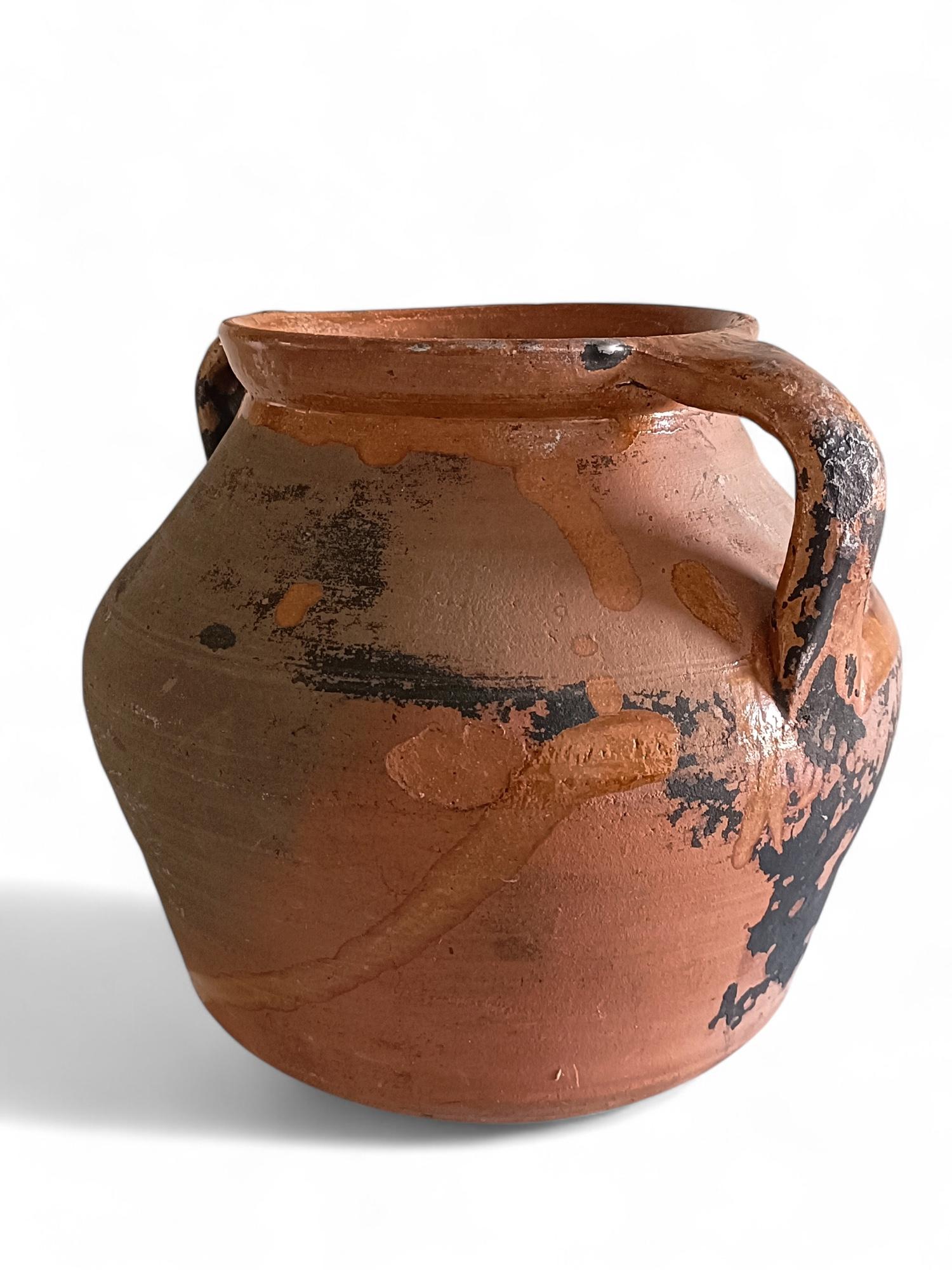 Olla da cucina in terracotta rustica del XIX secolo con patina favolosa in vendita 4