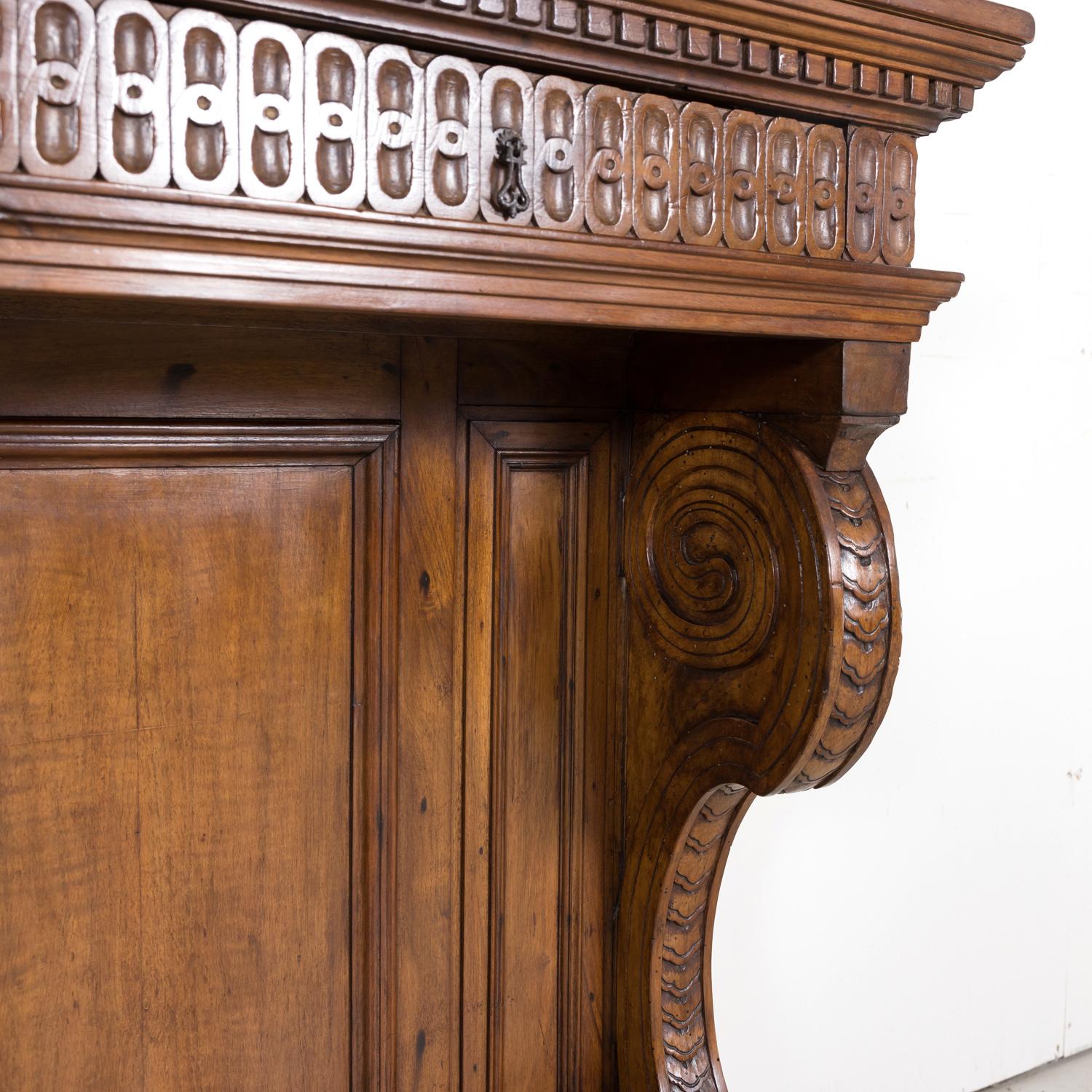 19th Century, Spanish Renaissance Style Carved Walnut Wall Console with Drawers For Sale 7