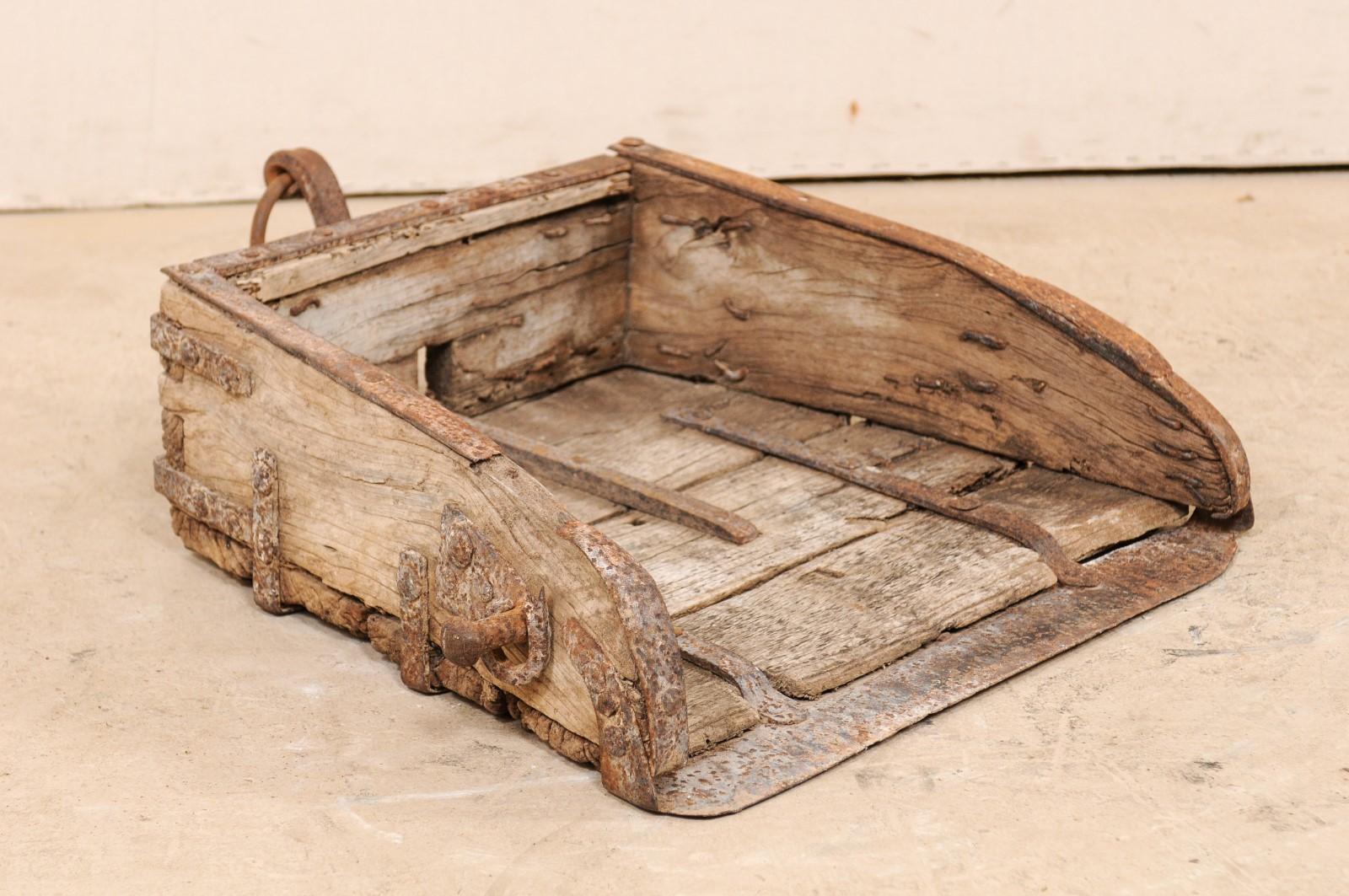 Spanischer Schaufel oder Plow aus Holz und Eisen mit rustikalem Bauernhof-Look aus dem 19. Jahrhundert (Rustikal) im Angebot