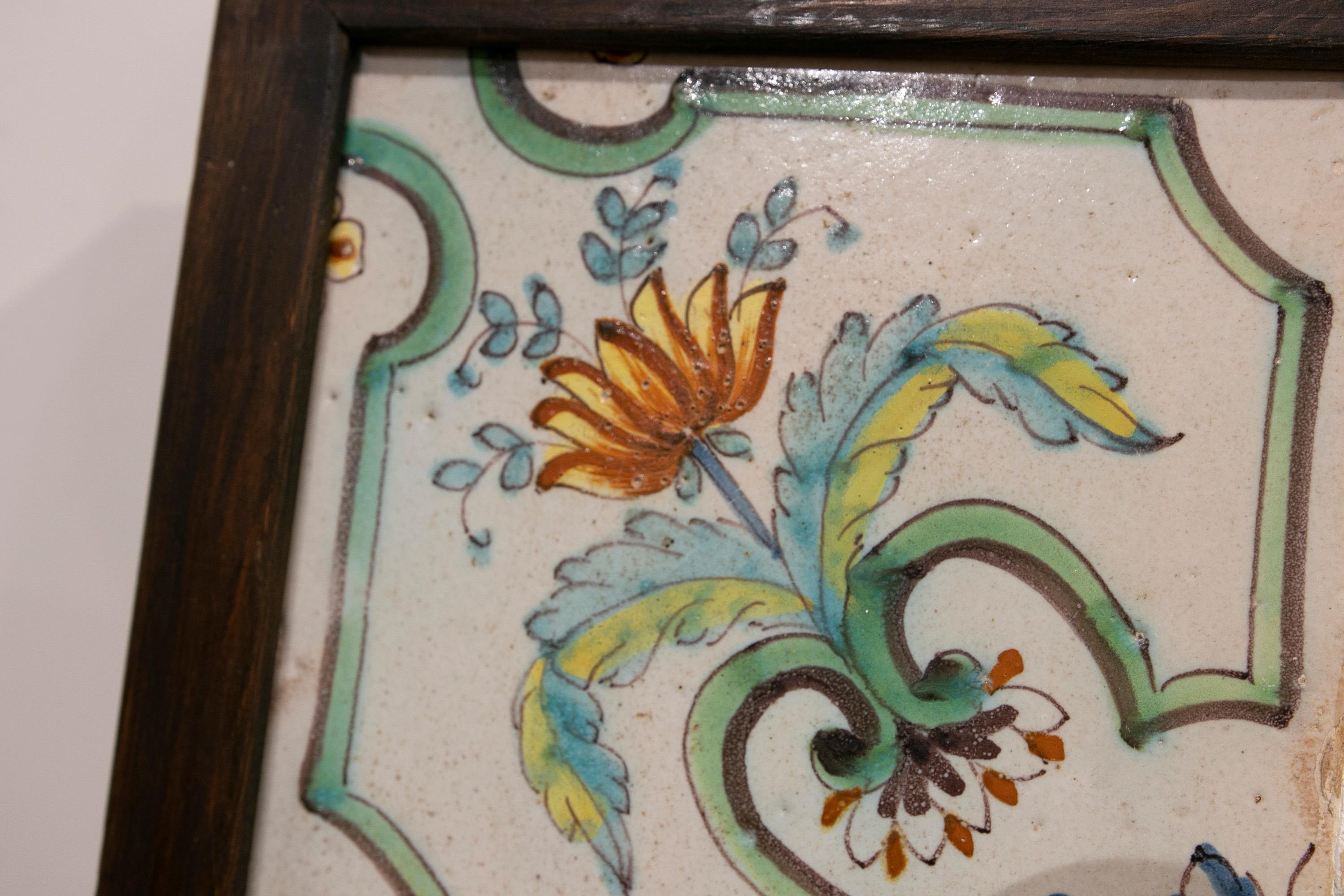19th Century Spanish Set of Four Hand-Painted Framed Tiles In Good Condition For Sale In Marbella, ES