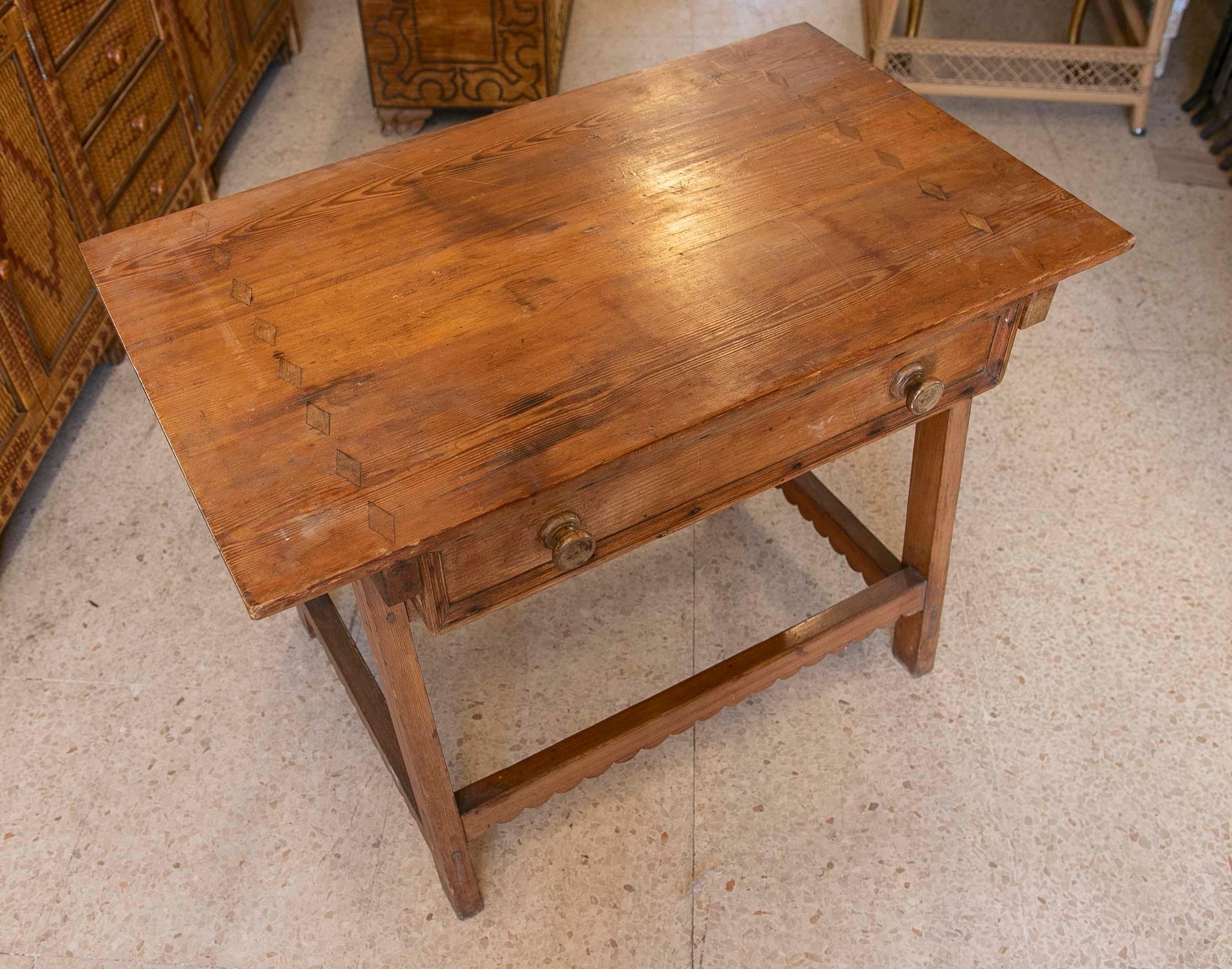 19th Century Spanish Side Table with Drawers  For Sale 5