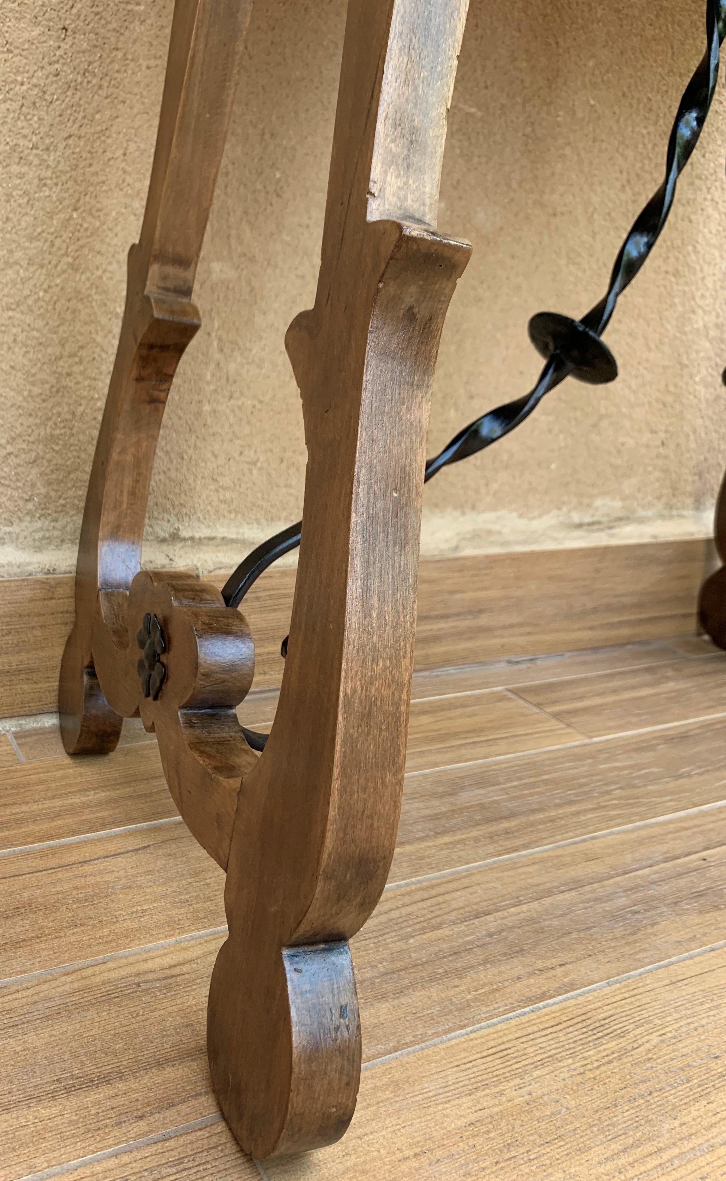 19th Century Spanish Side Table with Hand Carved Lyre Leg and Iron Stretcher In Good Condition In Miami, FL