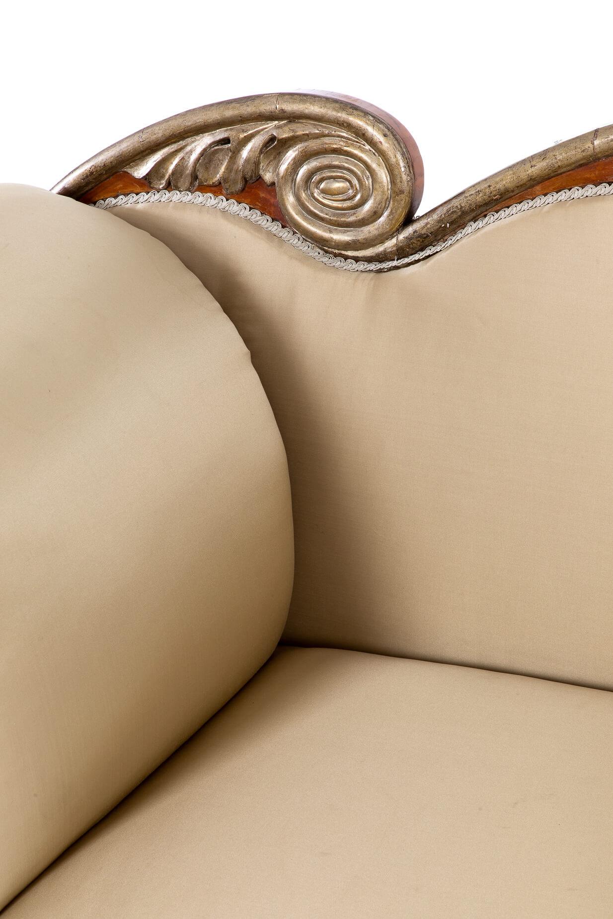 19th Century Spanish Silk Sofa For Sale 1
