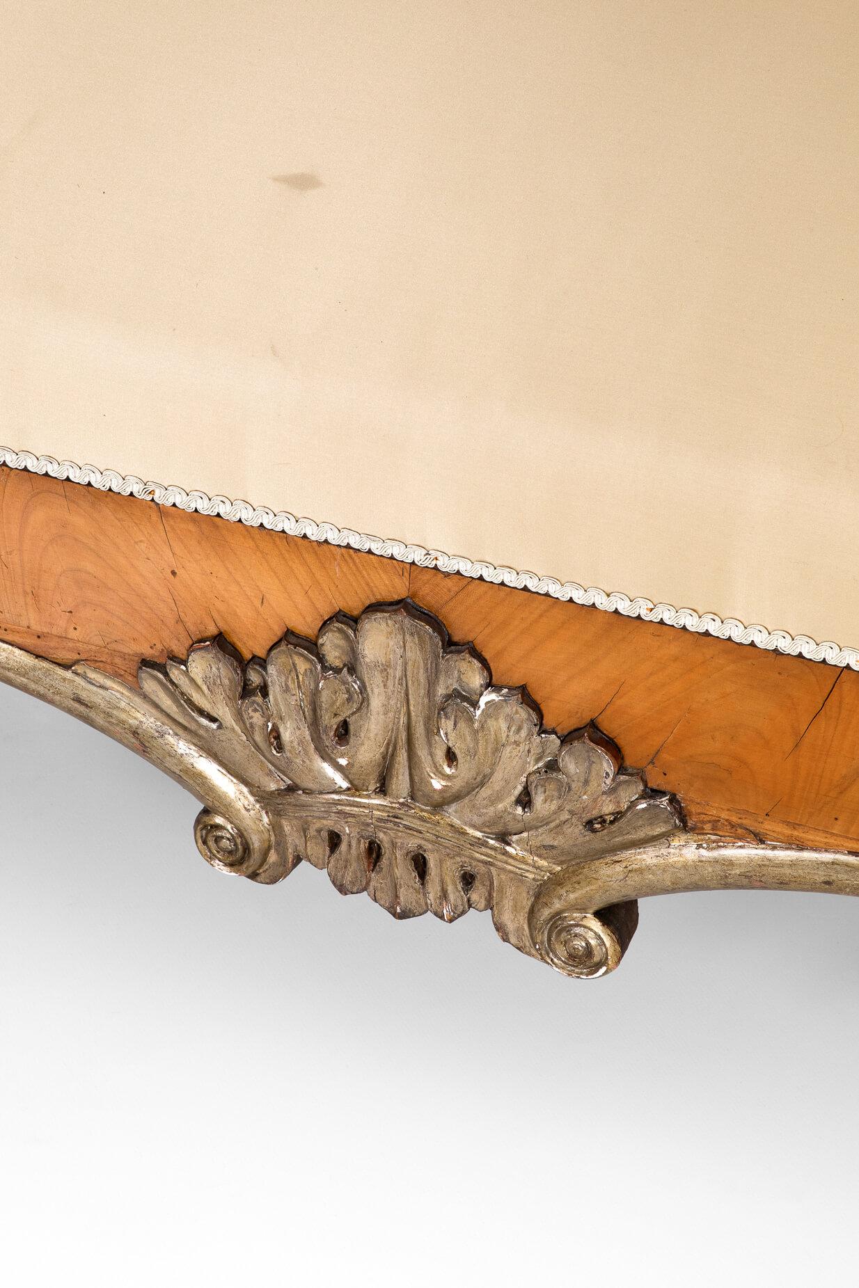 19th Century Spanish Silk Sofa For Sale 2