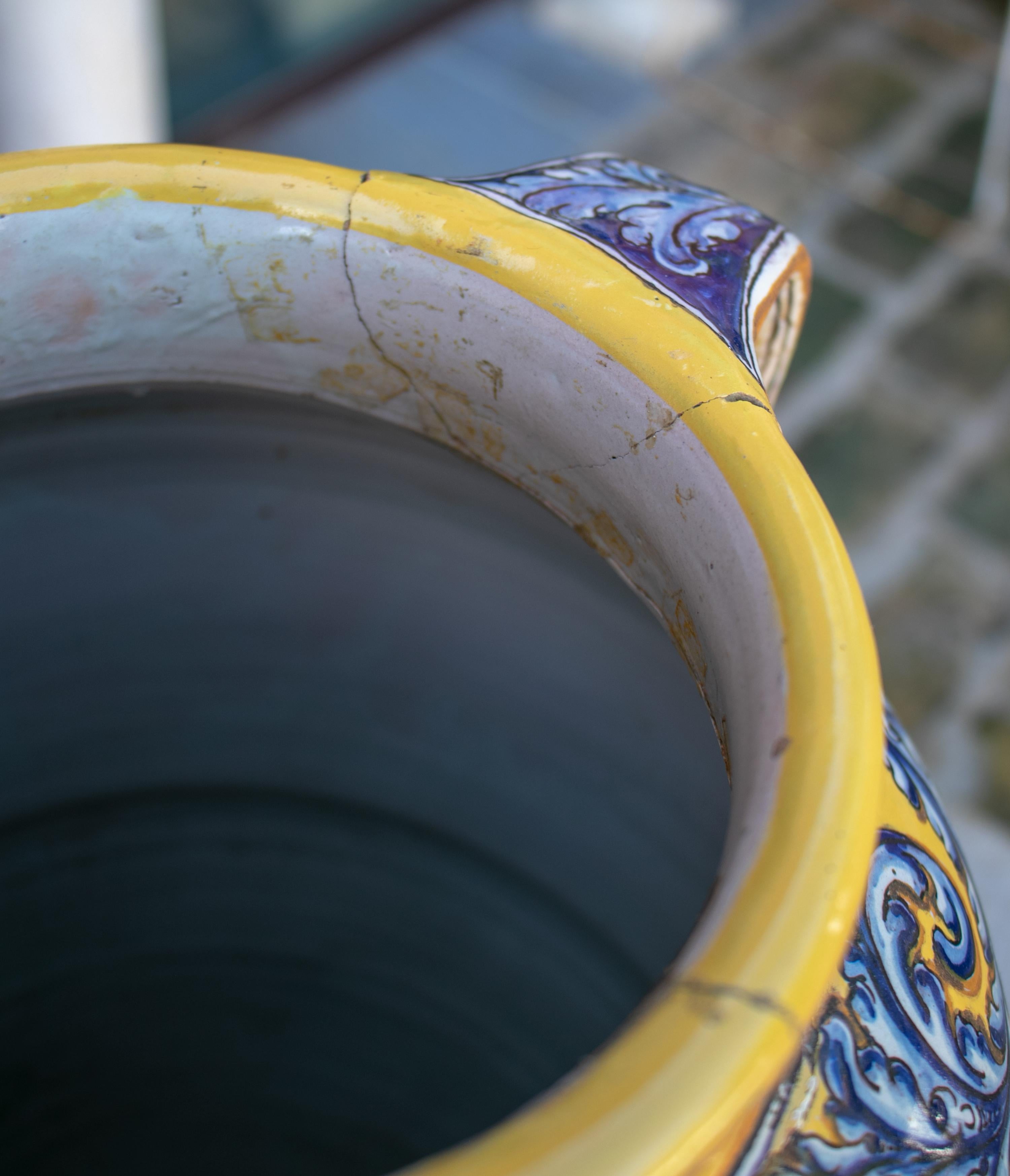 19th Century Spanish Talavera Porcelain Vase with Animals and Horse Rider Scenes 3