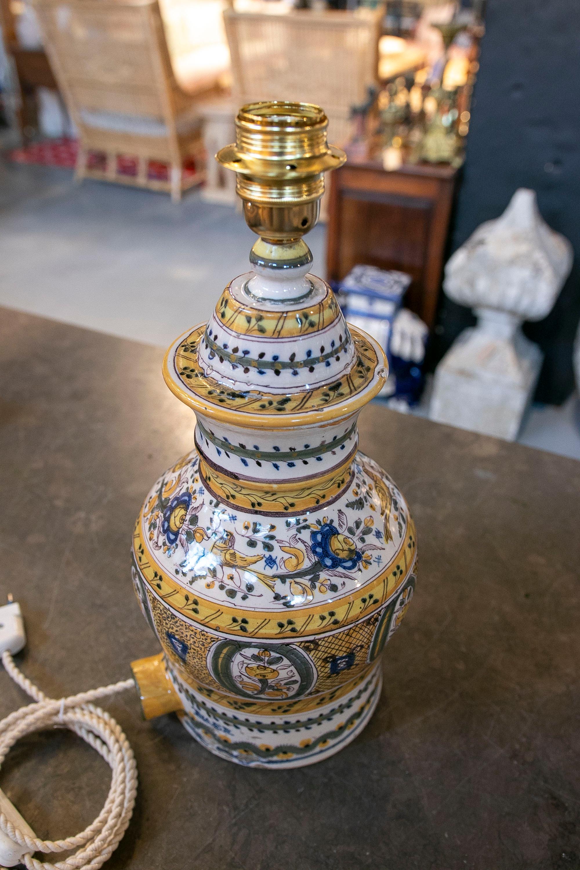 19th Century Spanish Talavera Pottery Turned into a Table Lamp For Sale 4