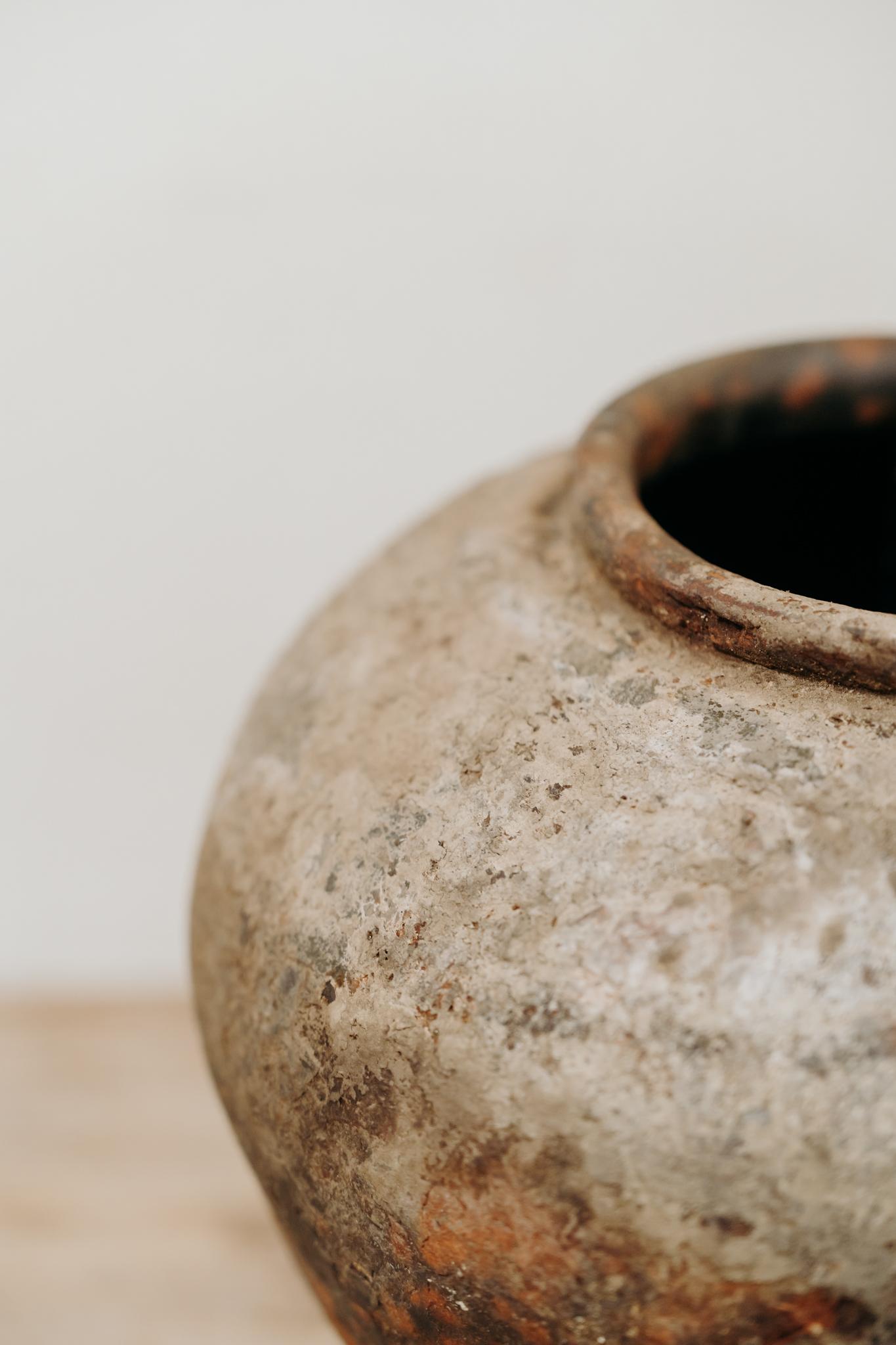 sublime patina on this 19th century Spanish terra cotta vase ... a genuine piece that works both indoors or outdoors ... i can offer professional packing ..