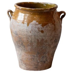Spanischer Terrakotta-Krug des 19. Jahrhunderts mit ockerfarbener Glasur und verwitterter Patina