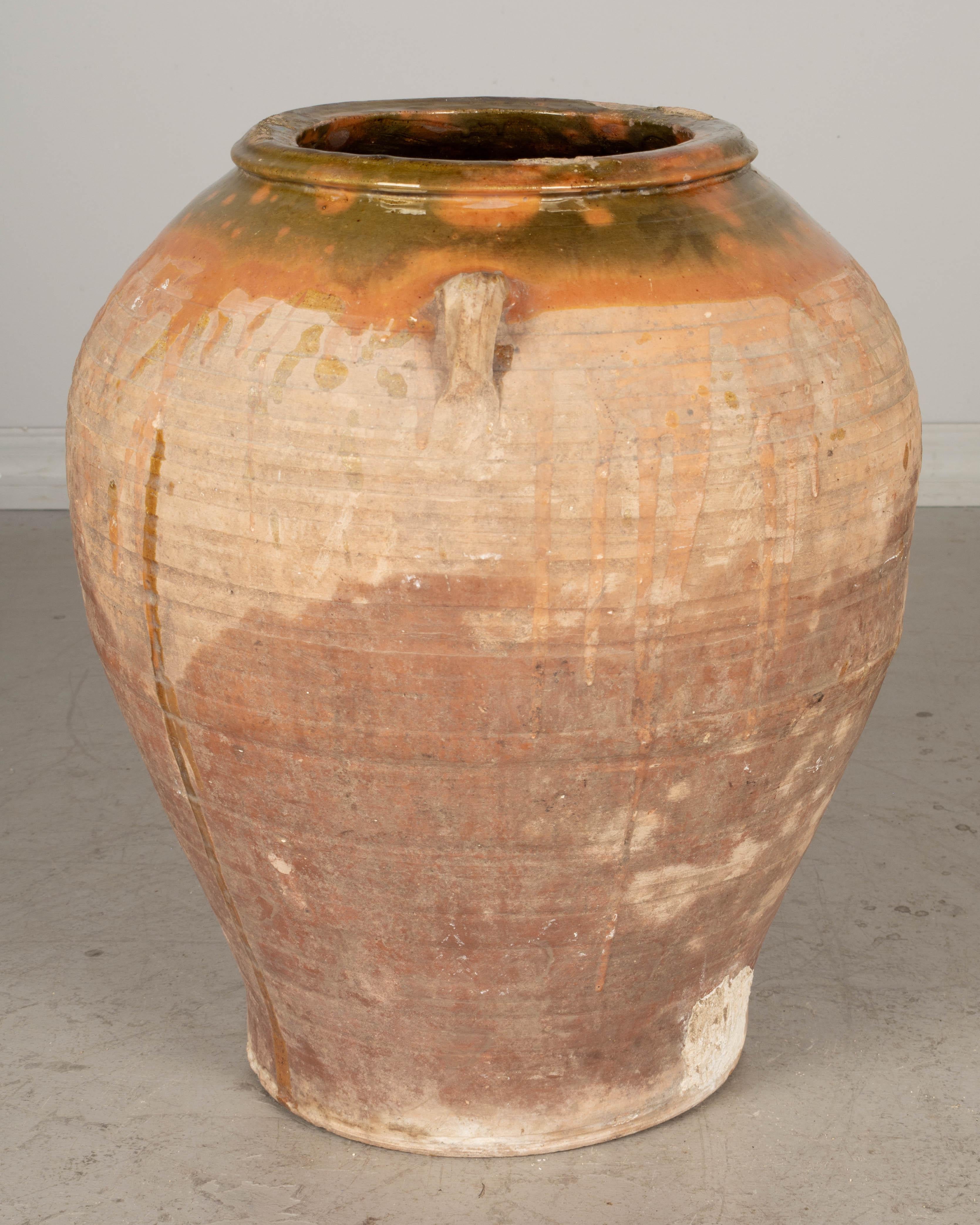 19th Century Spanish Terracotta Olive Jar For Sale 1