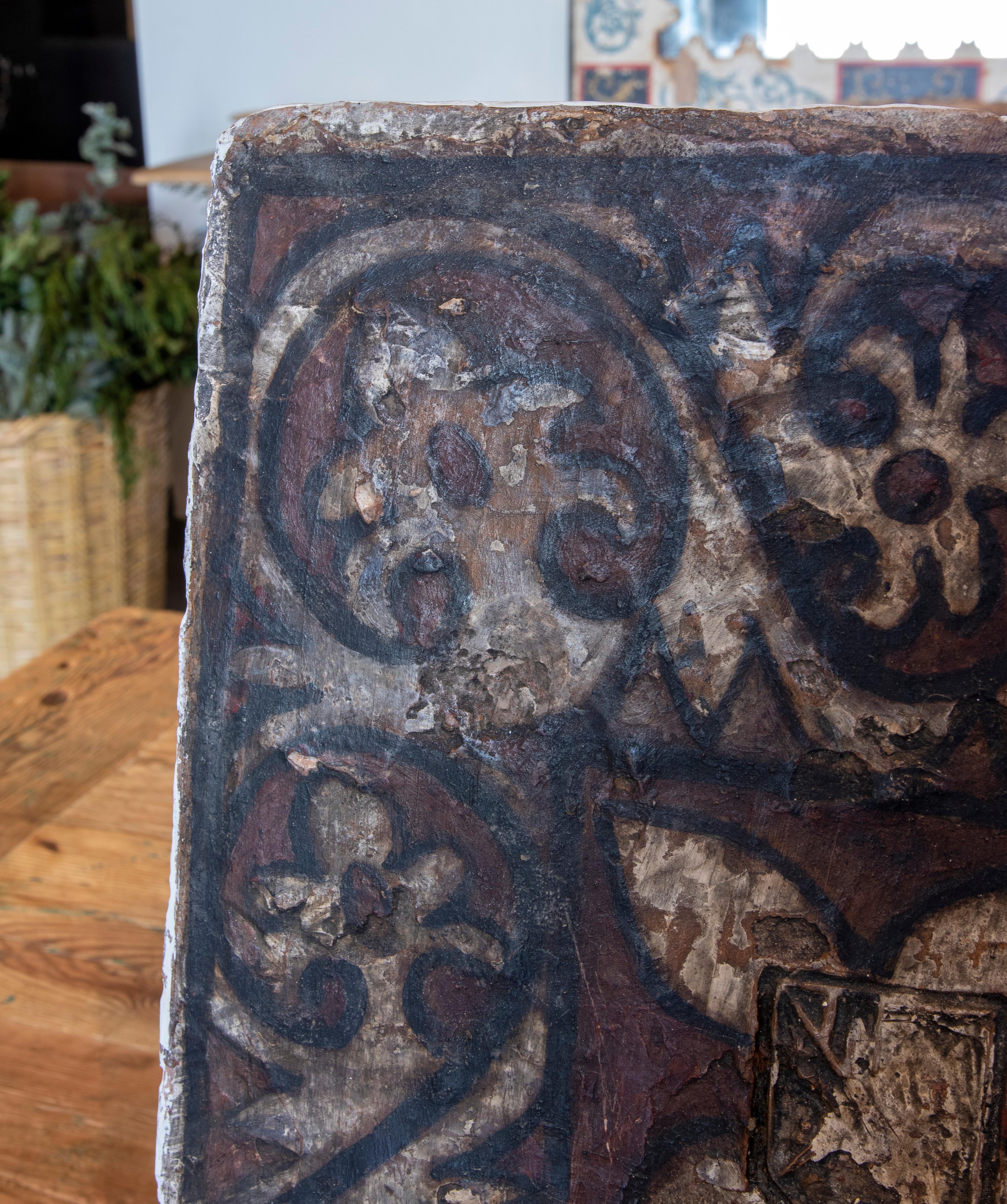 Tapis de terre cuite espagnol du 19ème siècle « Socarrat » de Fleur-de-Lis Bon état - En vente à Marbella, ES