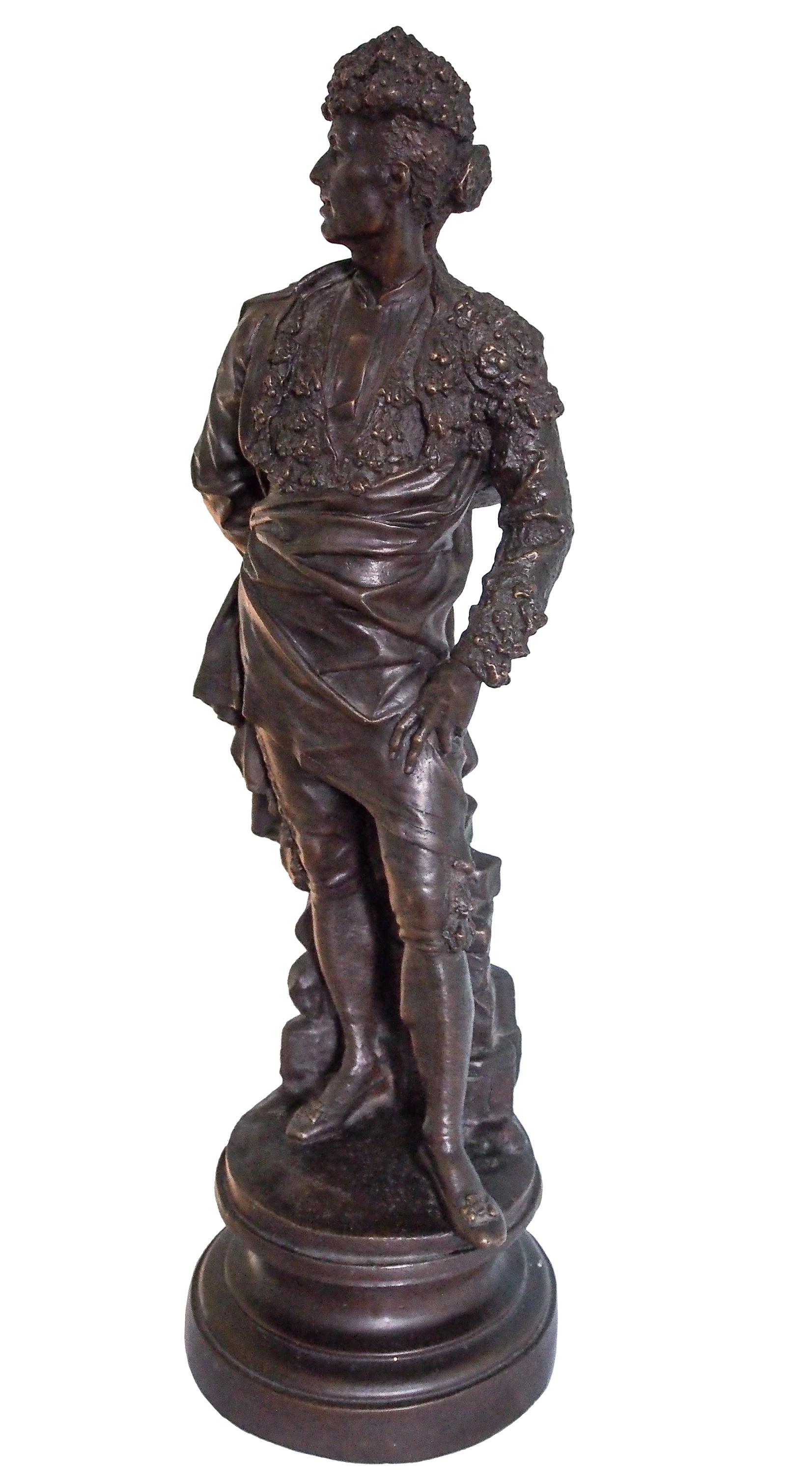 19th Century Spanish Torero / Bullfighter Bronze Sculpture, by Vallmitjana In Good Condition For Sale In Madrid, ES