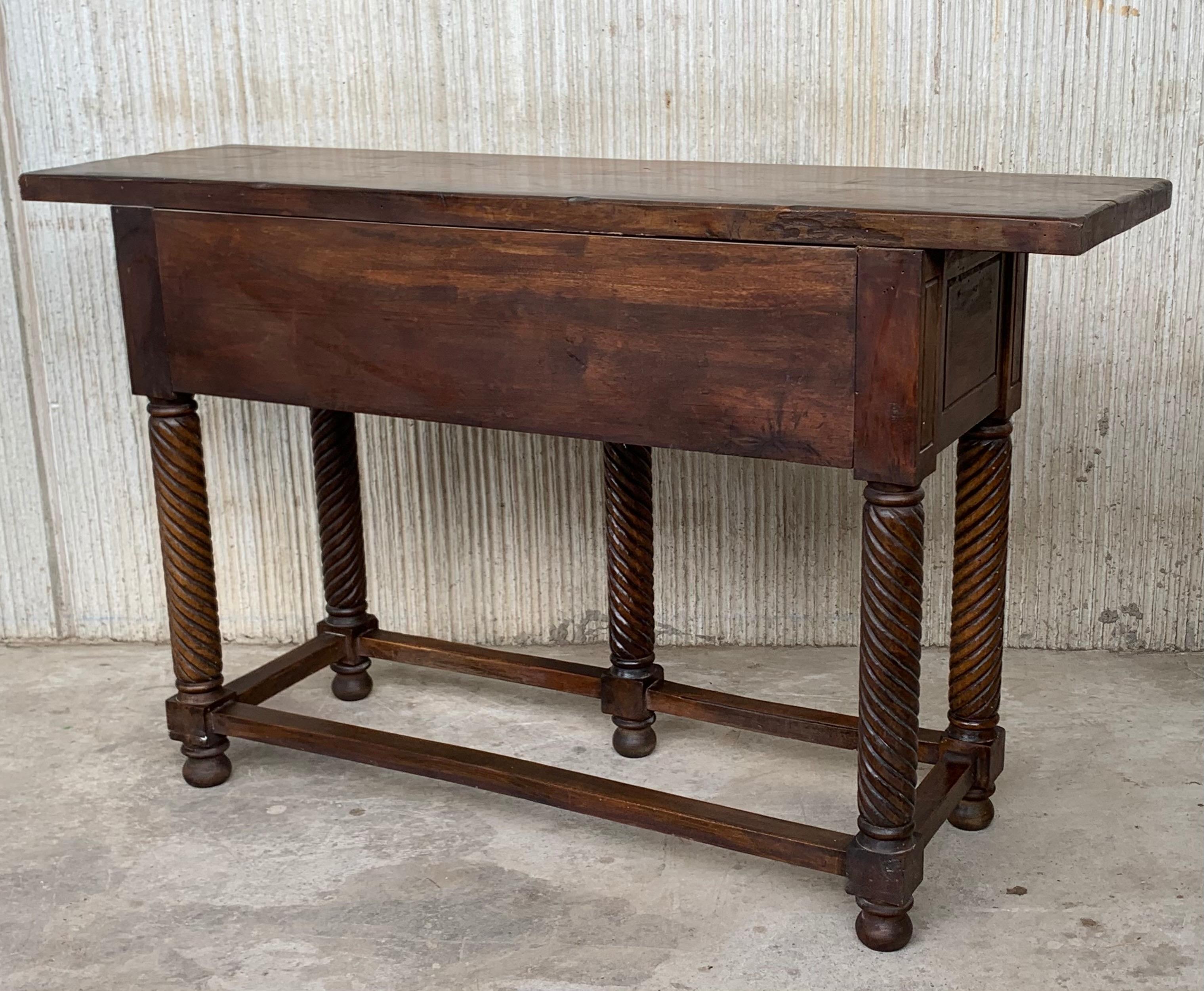 19th Century Spanish Tuscan Console Table with Two Drawers and Solomonic Legs 1