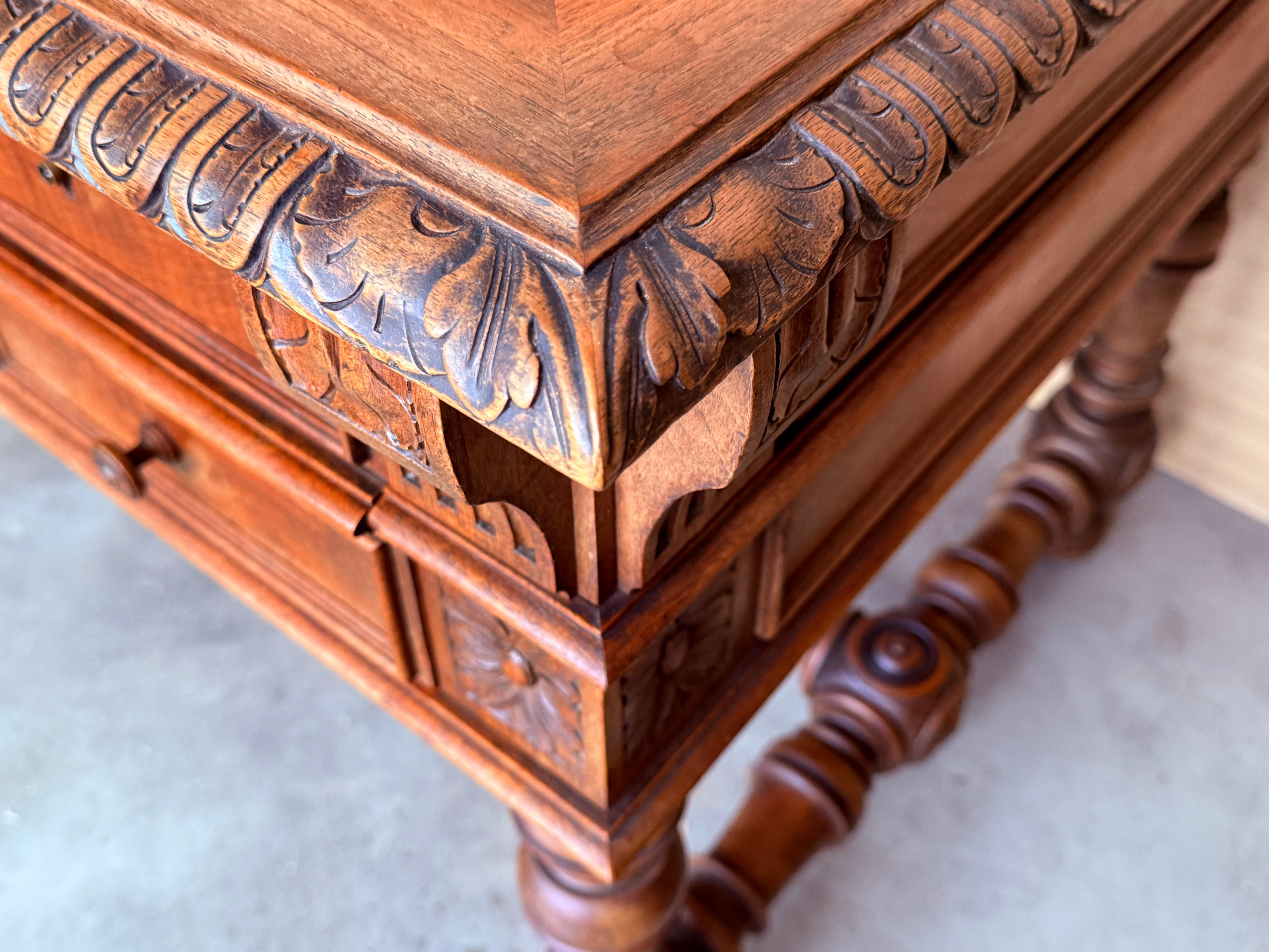 19th Century Spanish Two Faces Baroque Style Oak Library Table or Desk For Sale 4
