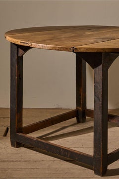 19th Century Spanish walnut circular centre table