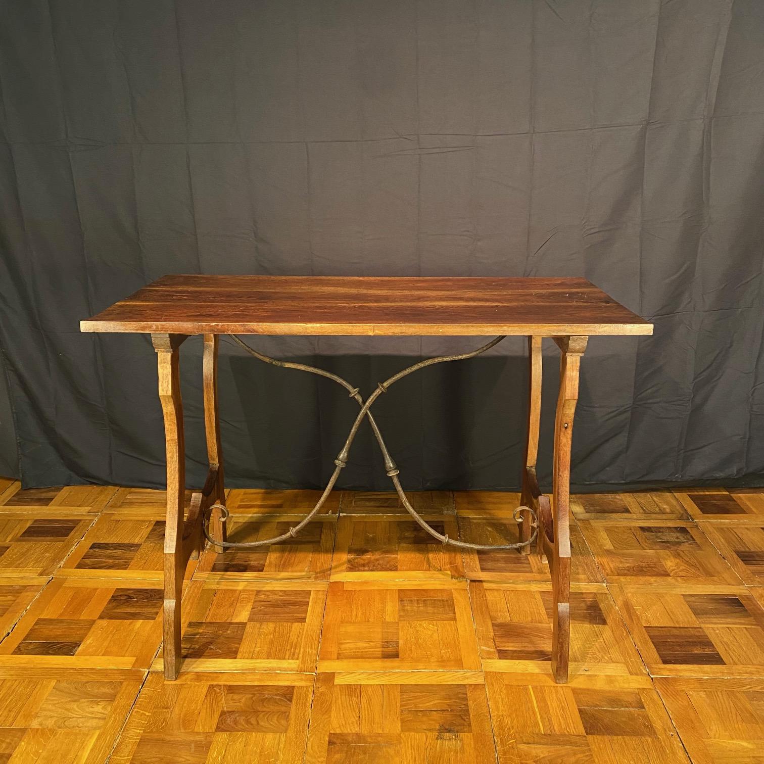 19th Century Spanish Walnut Lyre Leg Fratina Trestle Console Table For Sale 4