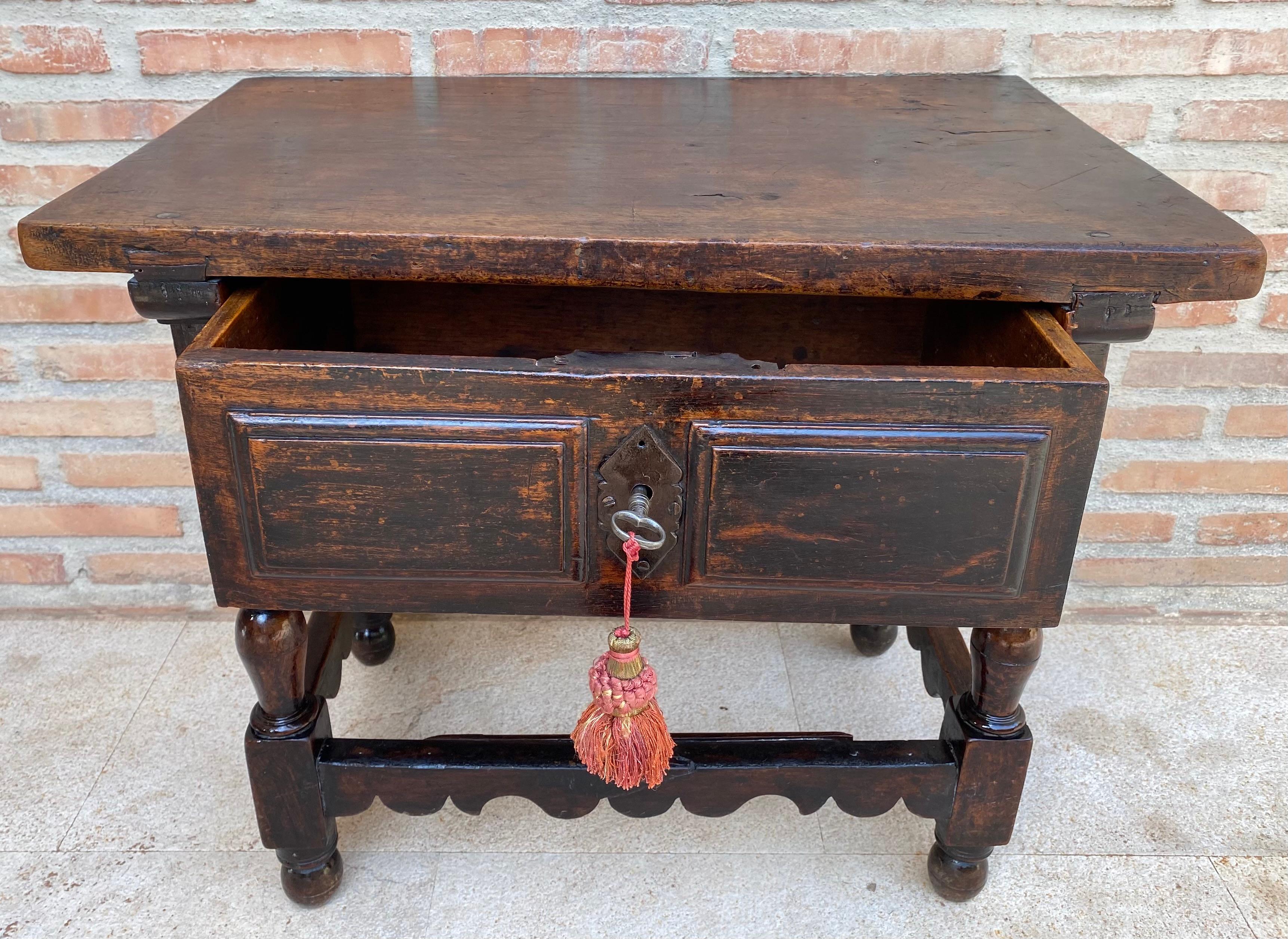 Baroque 19th Century Spanish Walnut One Drawer Side Table