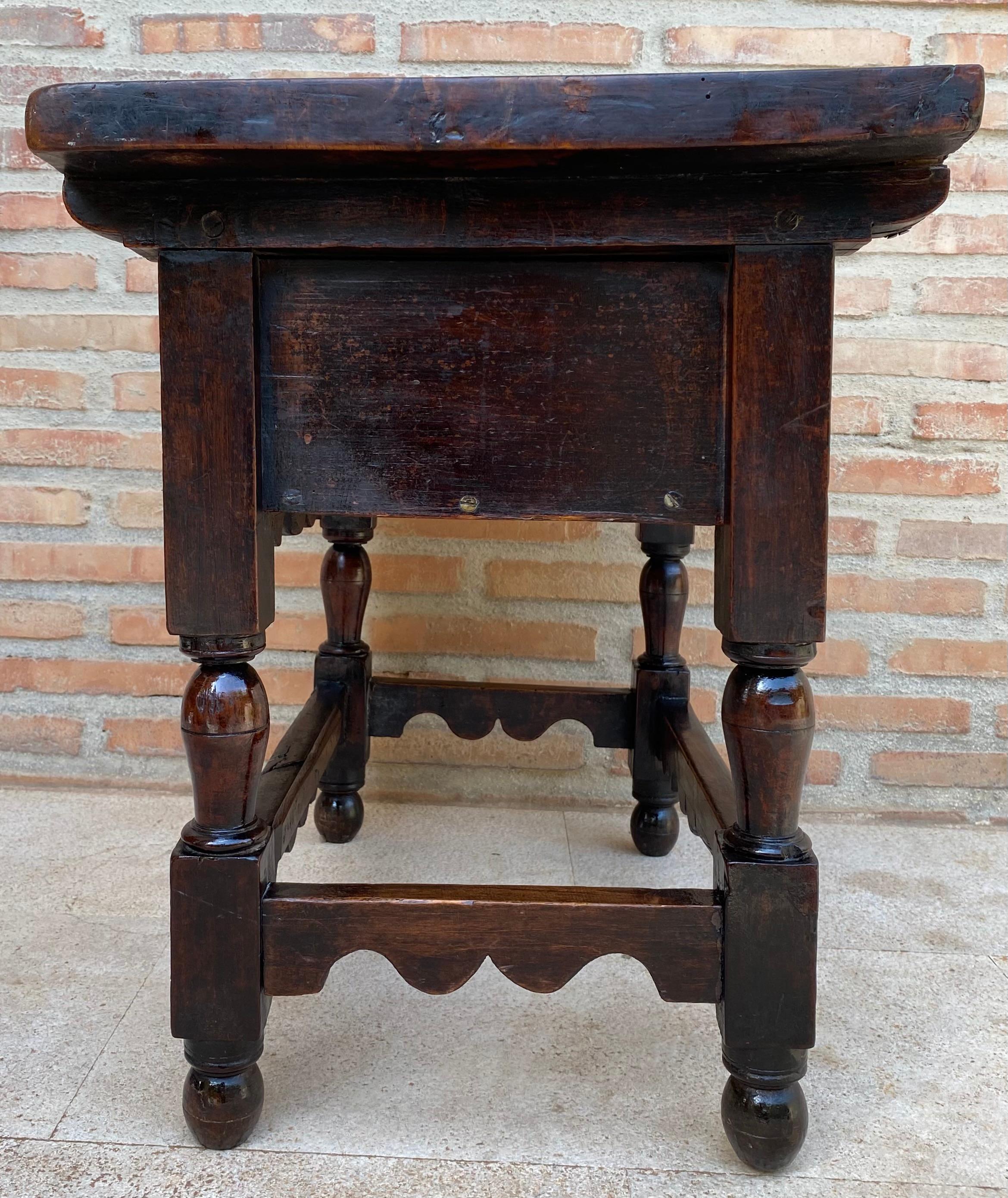 19th Century Spanish Walnut One Drawer Side Table 1