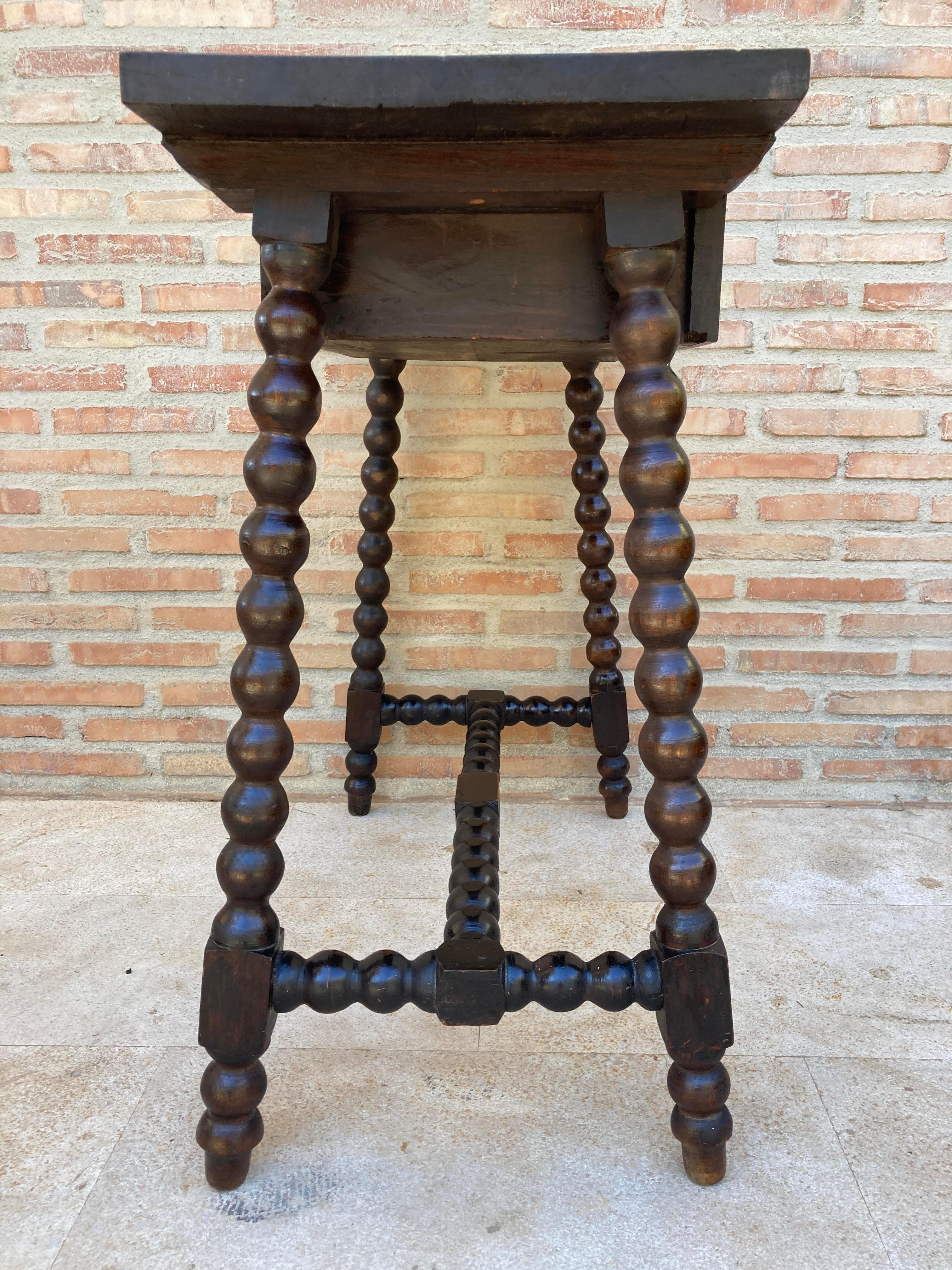 19th Century Spanish Walnut Side Table with Turned Legs, Flat Top with a Lockabl 4