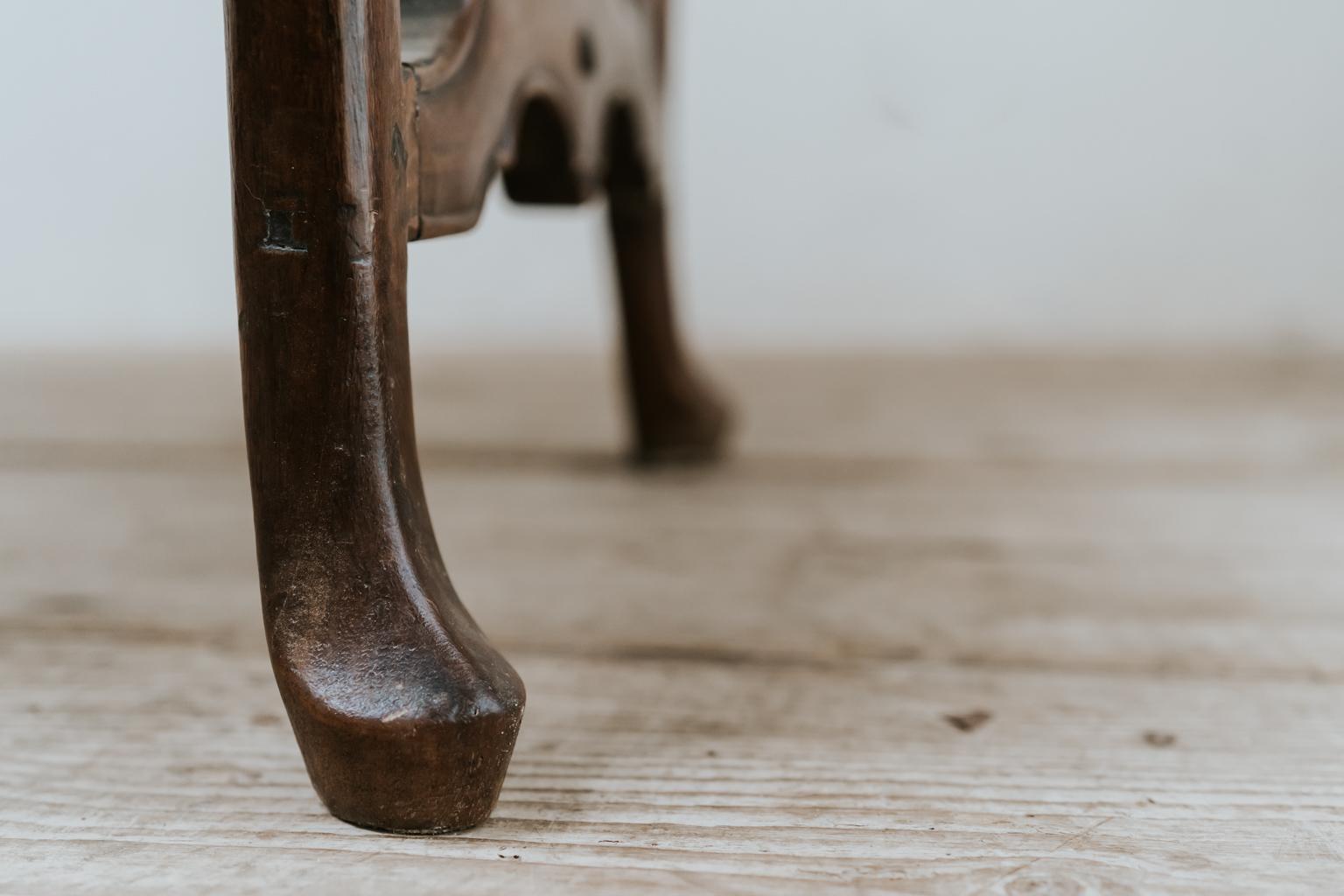 table en noyer espagnole du 19ème siècle en vente 9