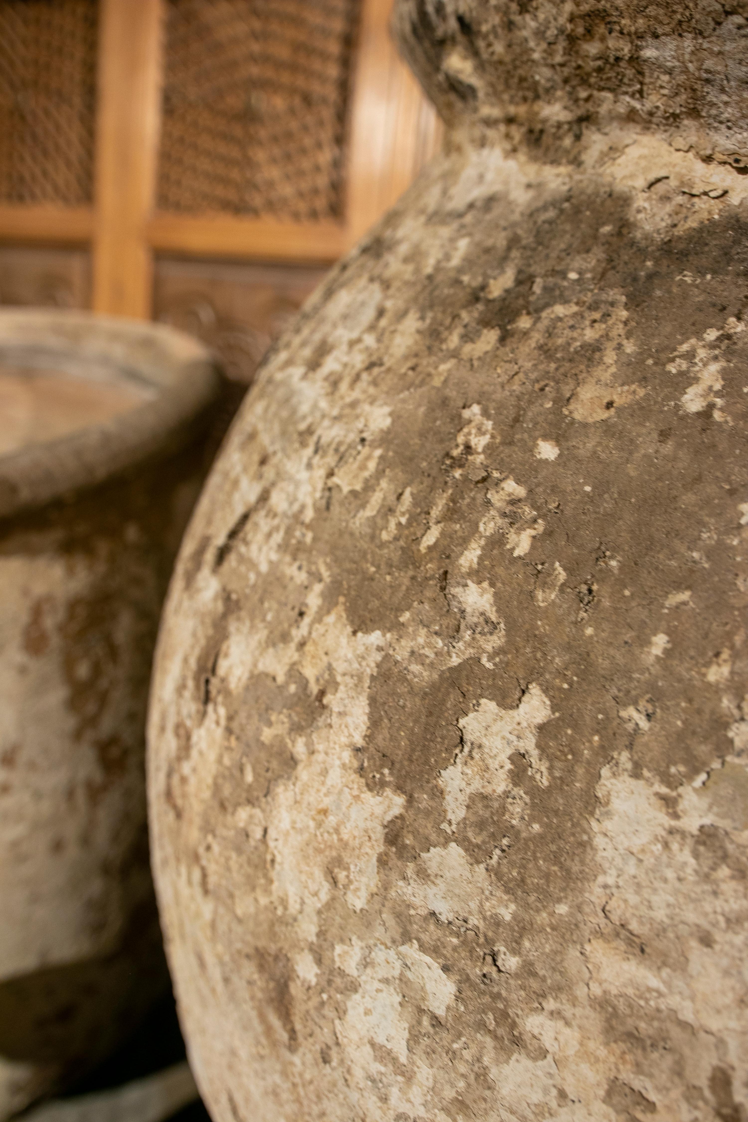 19th Century Spanish Whitewashed Ceramic Large Jar 4