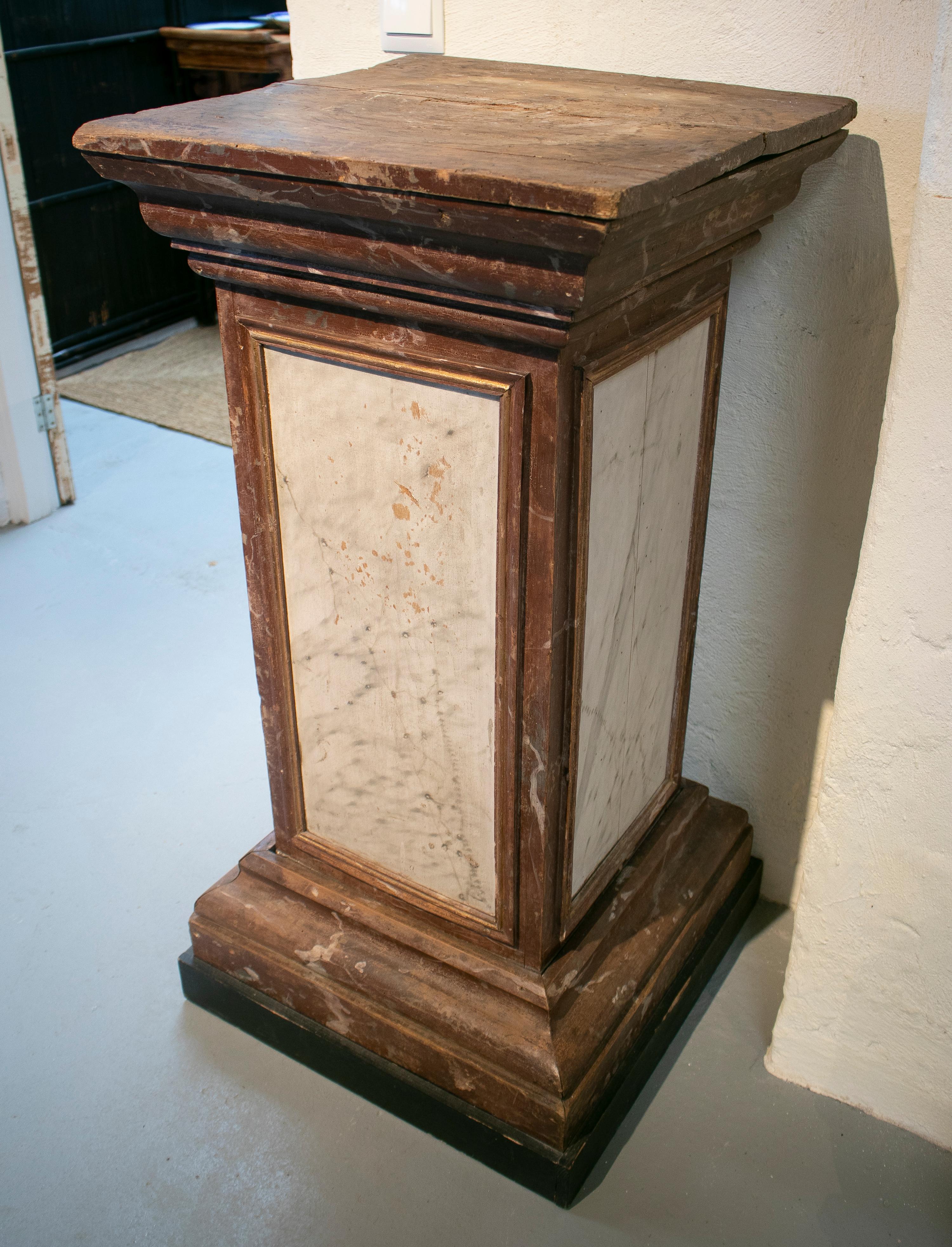 19th century Spanish wooden pedestal base painted in faux marble.