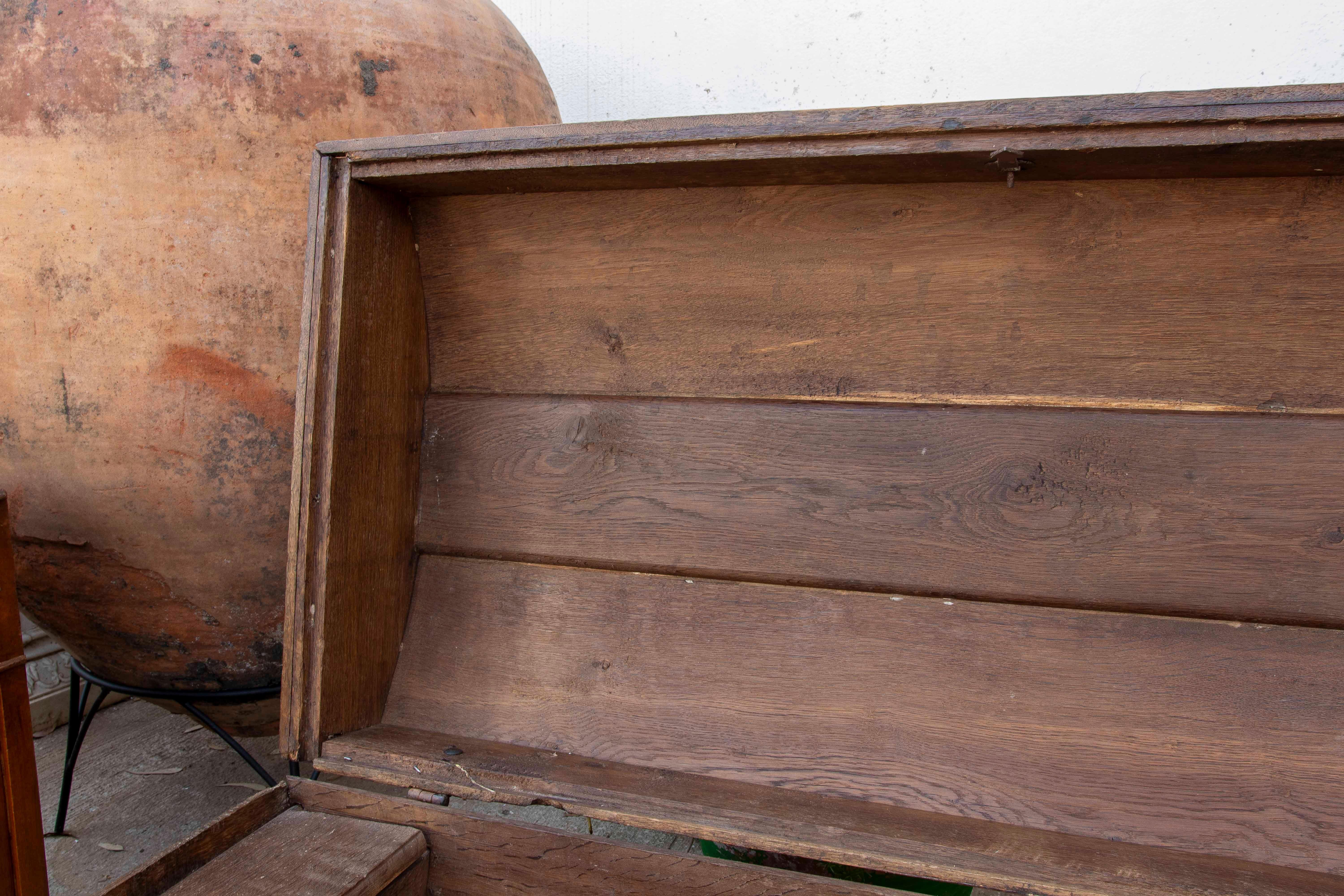 19th Century Spanish Wooden Trunk with Iron and Bronze Handles For Sale 2