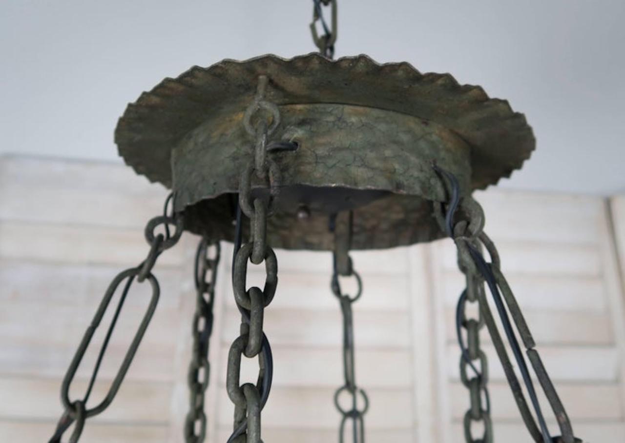 Spagnolo Lampadario in ferro battuto spagnolo del XIX secolo in vendita
