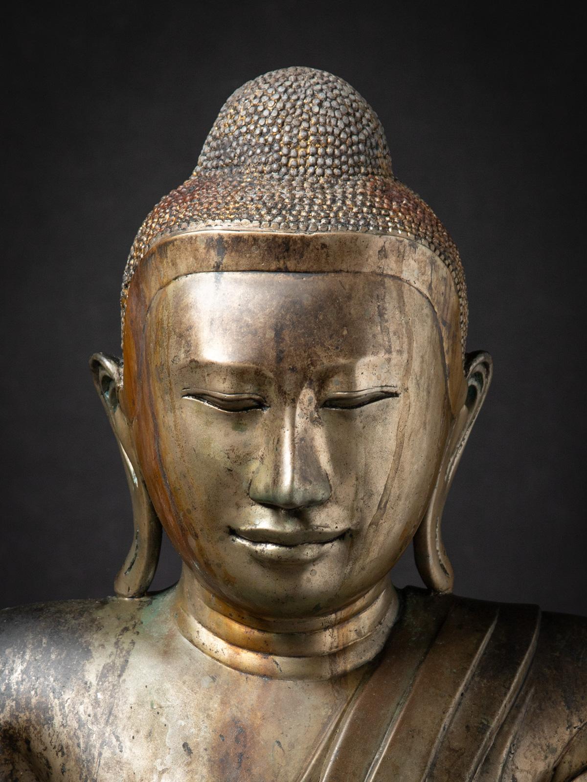 Burmese 19th century Special antique bronze Mandalay Buddha statue from Burma