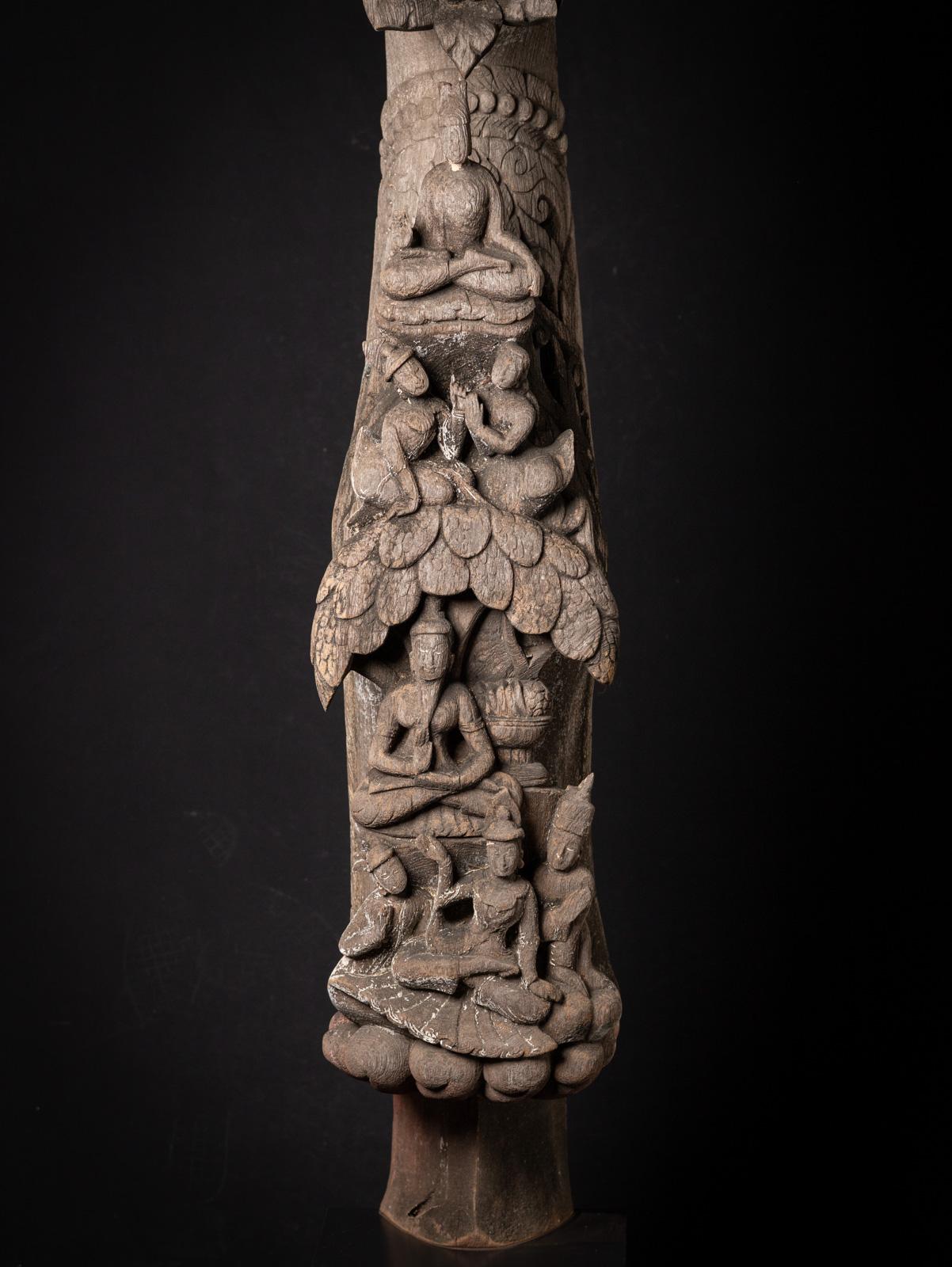 XIXe siècle Panneau de temple en bois ancien spécial du 19e siècle provenant de Birmanie en vente