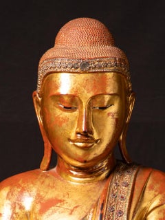 19th century Special large antique wooden Buddha statue from Burma