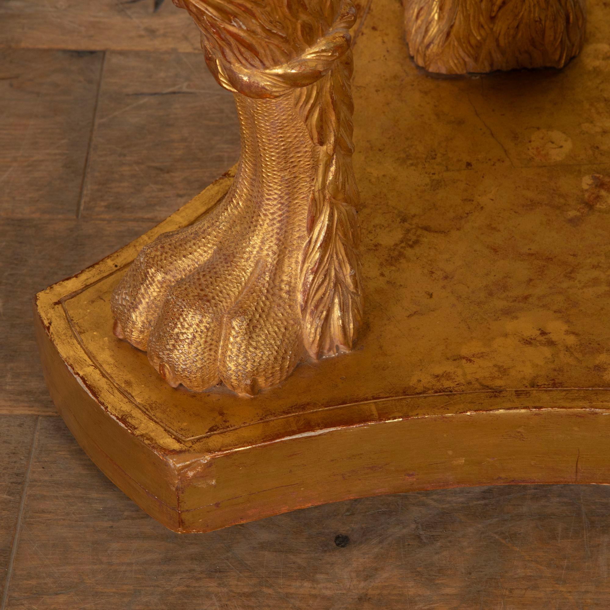 Mesa de centro de mármol y giltwood del siglo XIX en venta 3