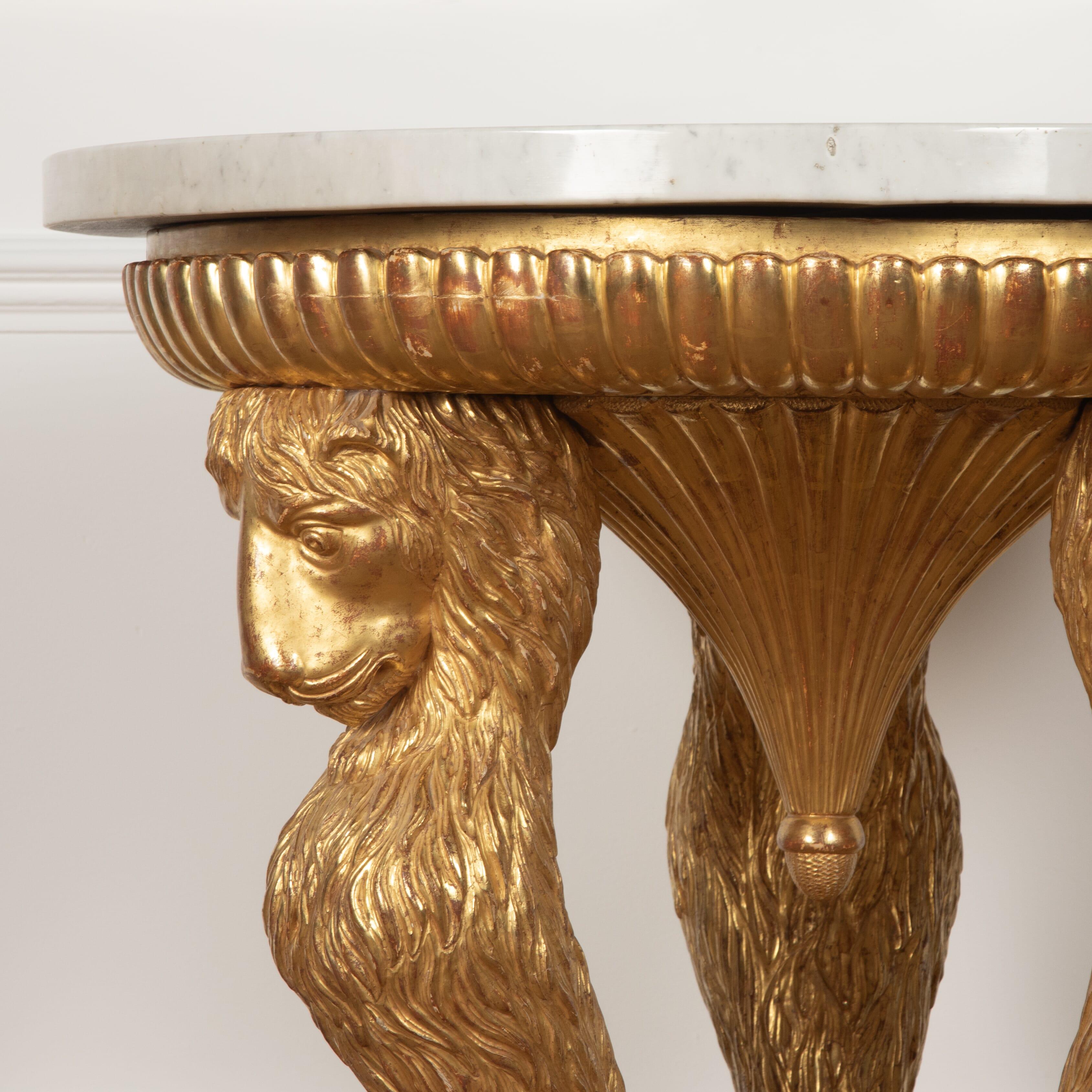 Table centrale en marbre et bois doré du 19ème siècle en vente 6