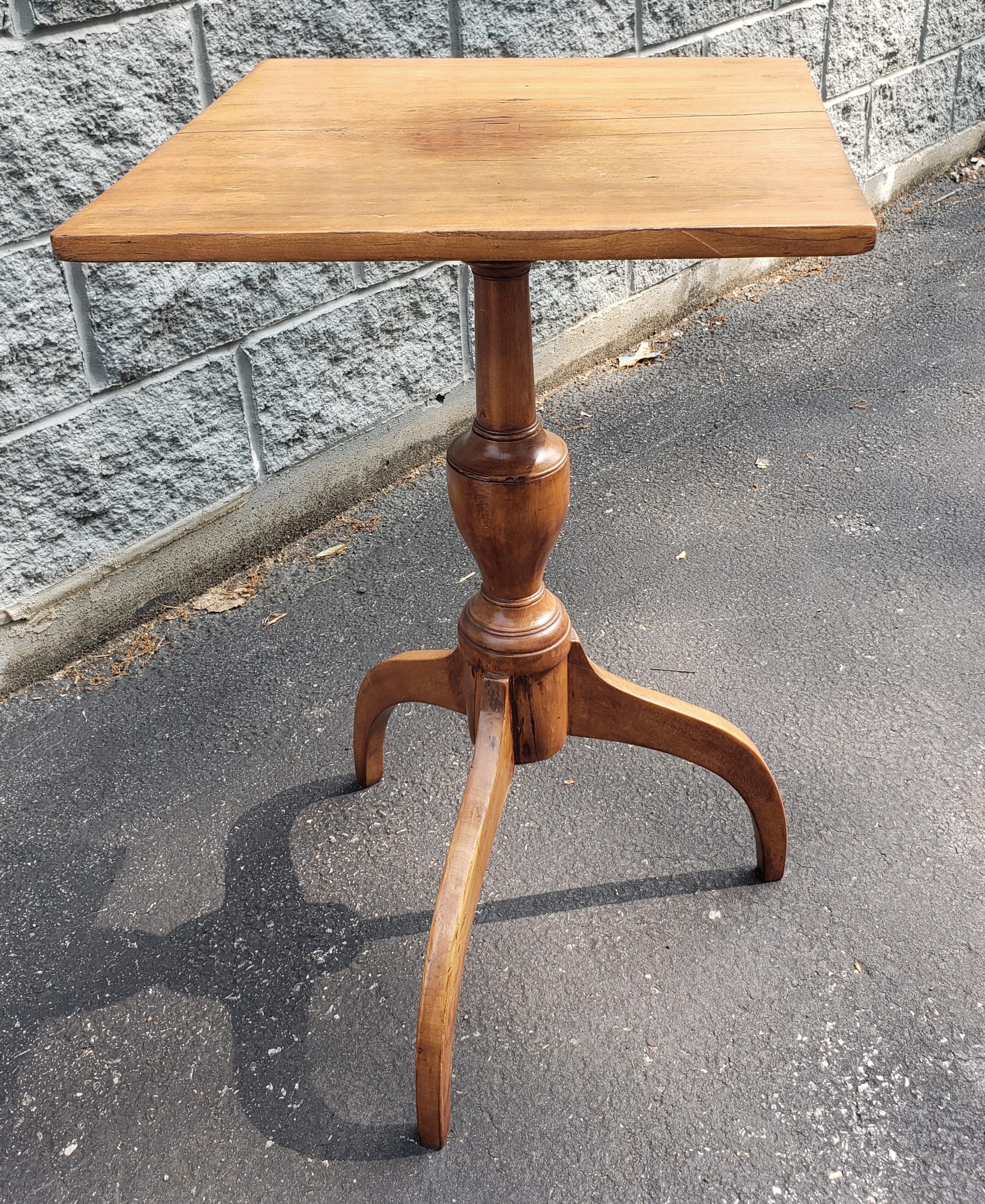 19th Century Spider Legs Maple Table & Leather Top Chess Board and Pieces Set For Sale 6