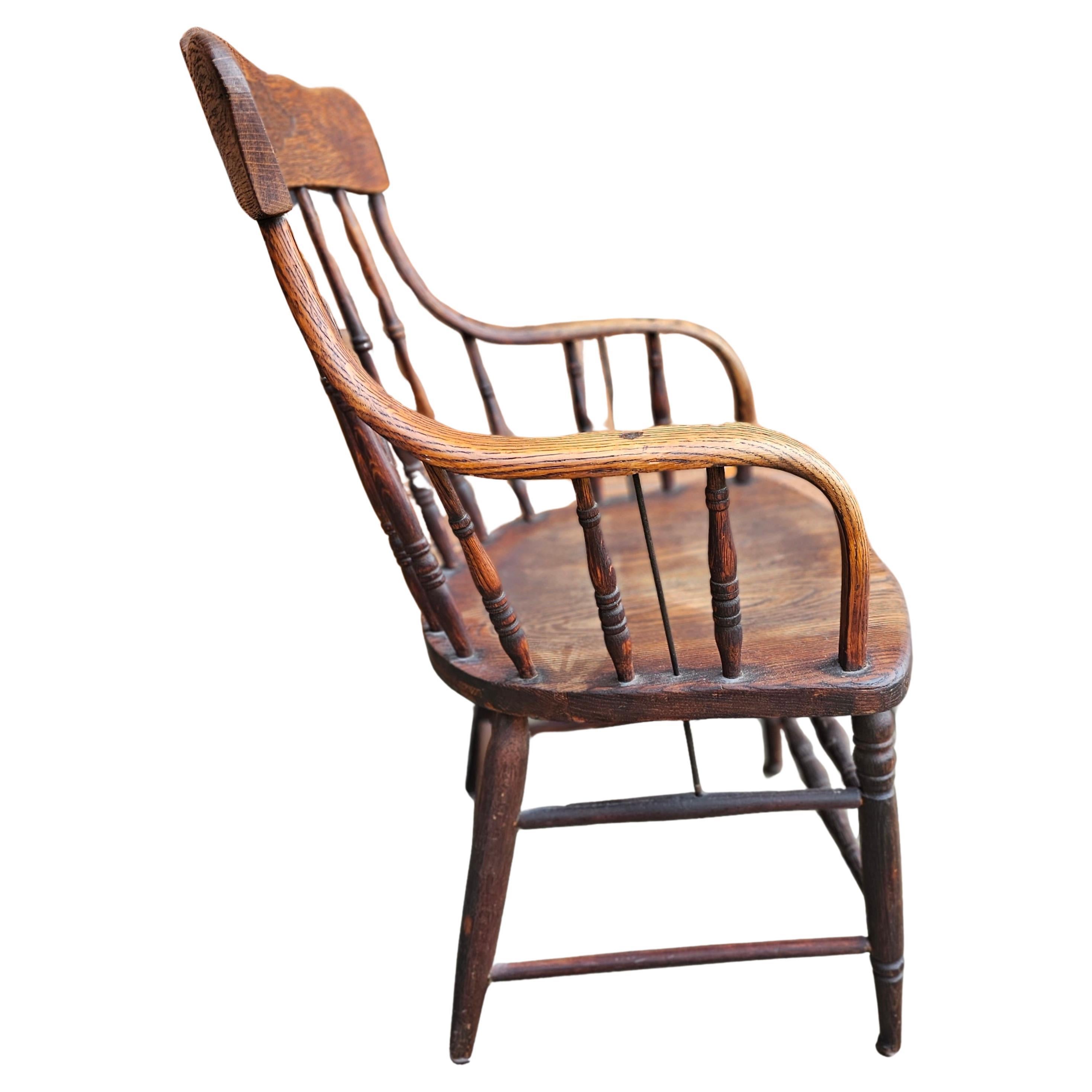19th Century Spindle Oak Windsor Continuous Arm Chair For Sale 3