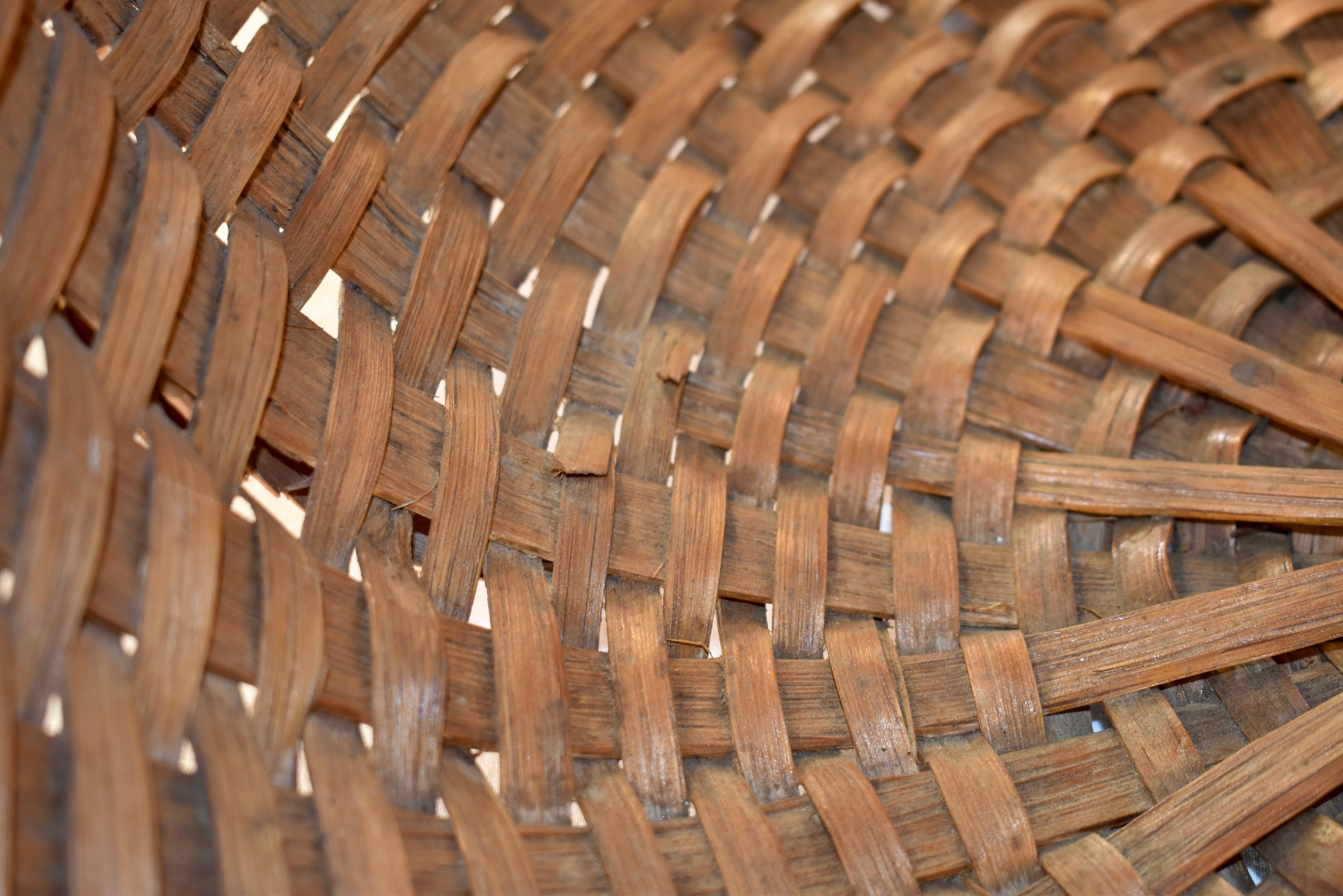Hand-Woven 19th Century Split Oak Flower Gathering Basket For Sale