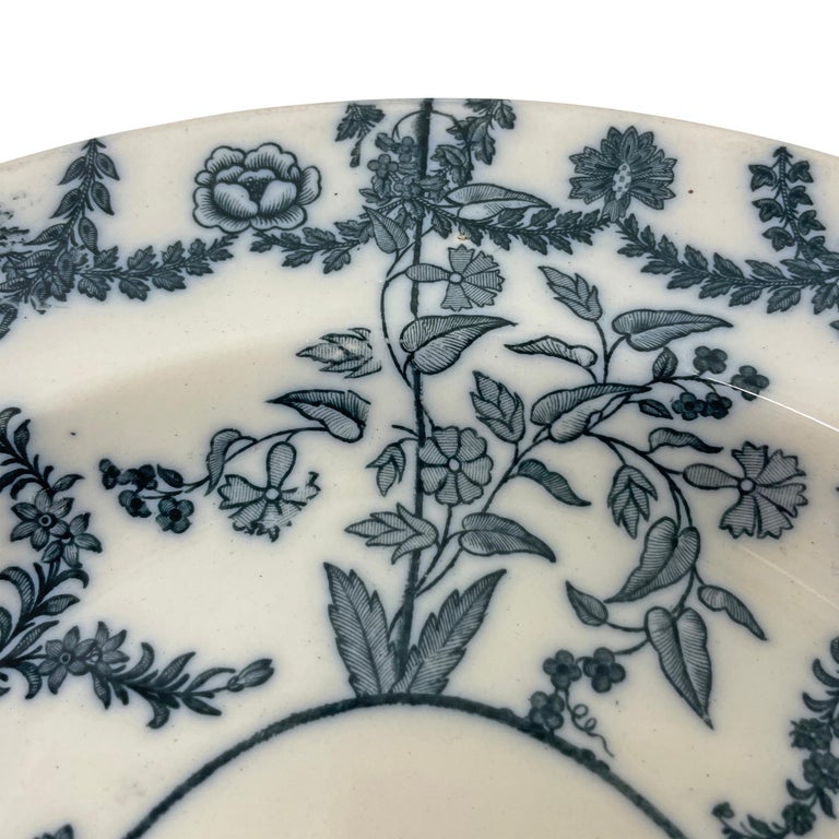 19th Century Spode Blue and White Platter For Sale 1