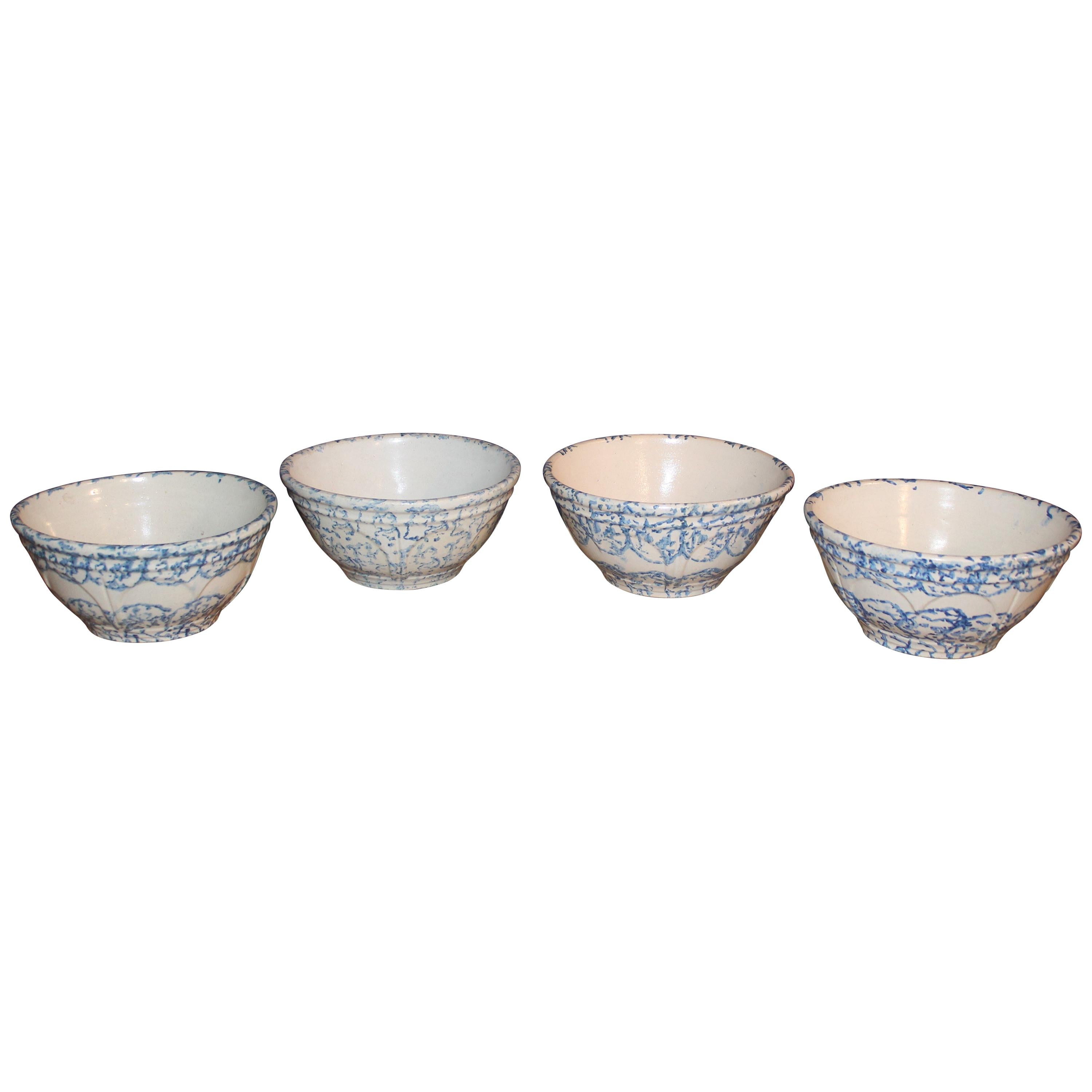19th Century Sponge Ware Mixing Bowls / Collection of Four
