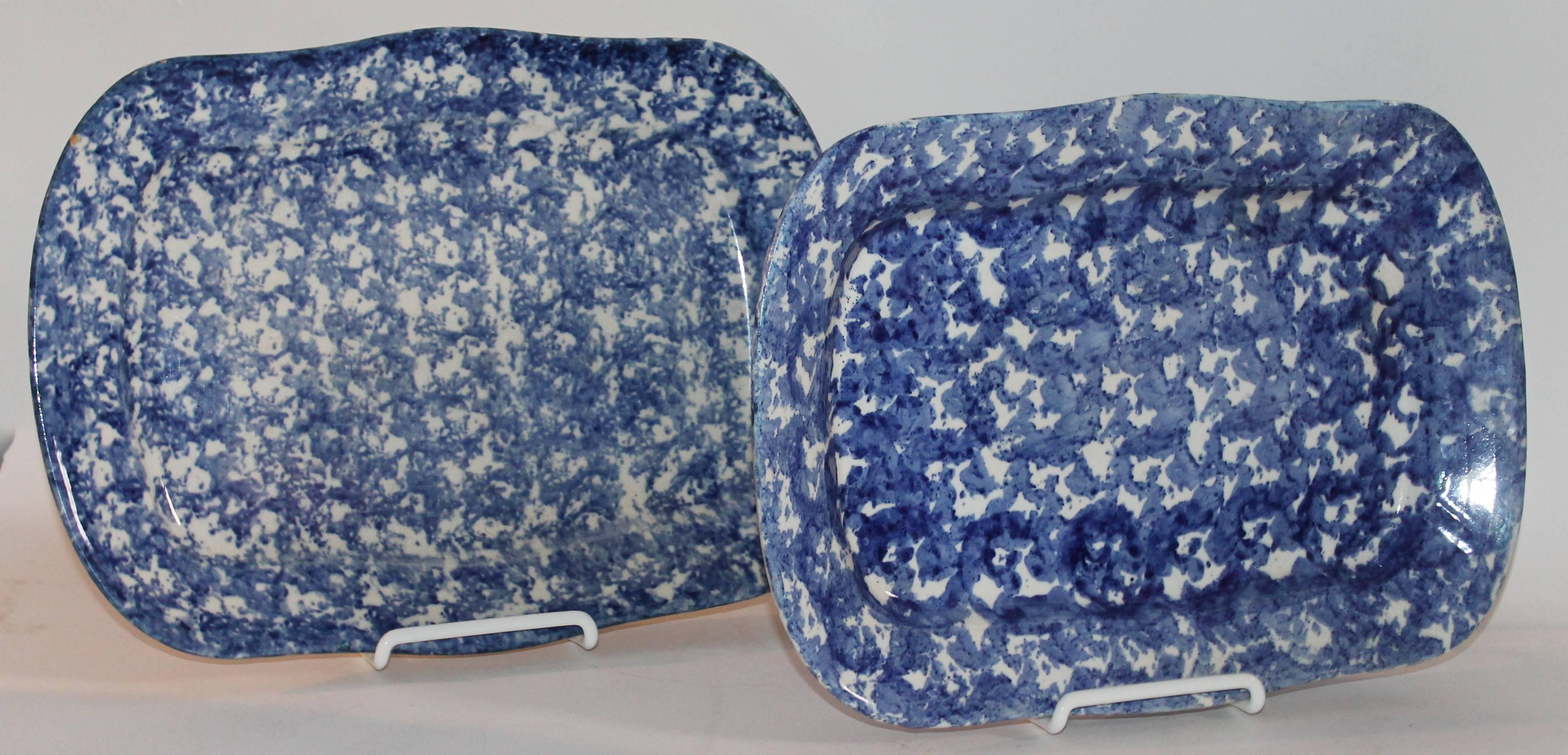 19th Century Sponge Ware Patterned Serving Platters In Excellent Condition For Sale In Los Angeles, CA