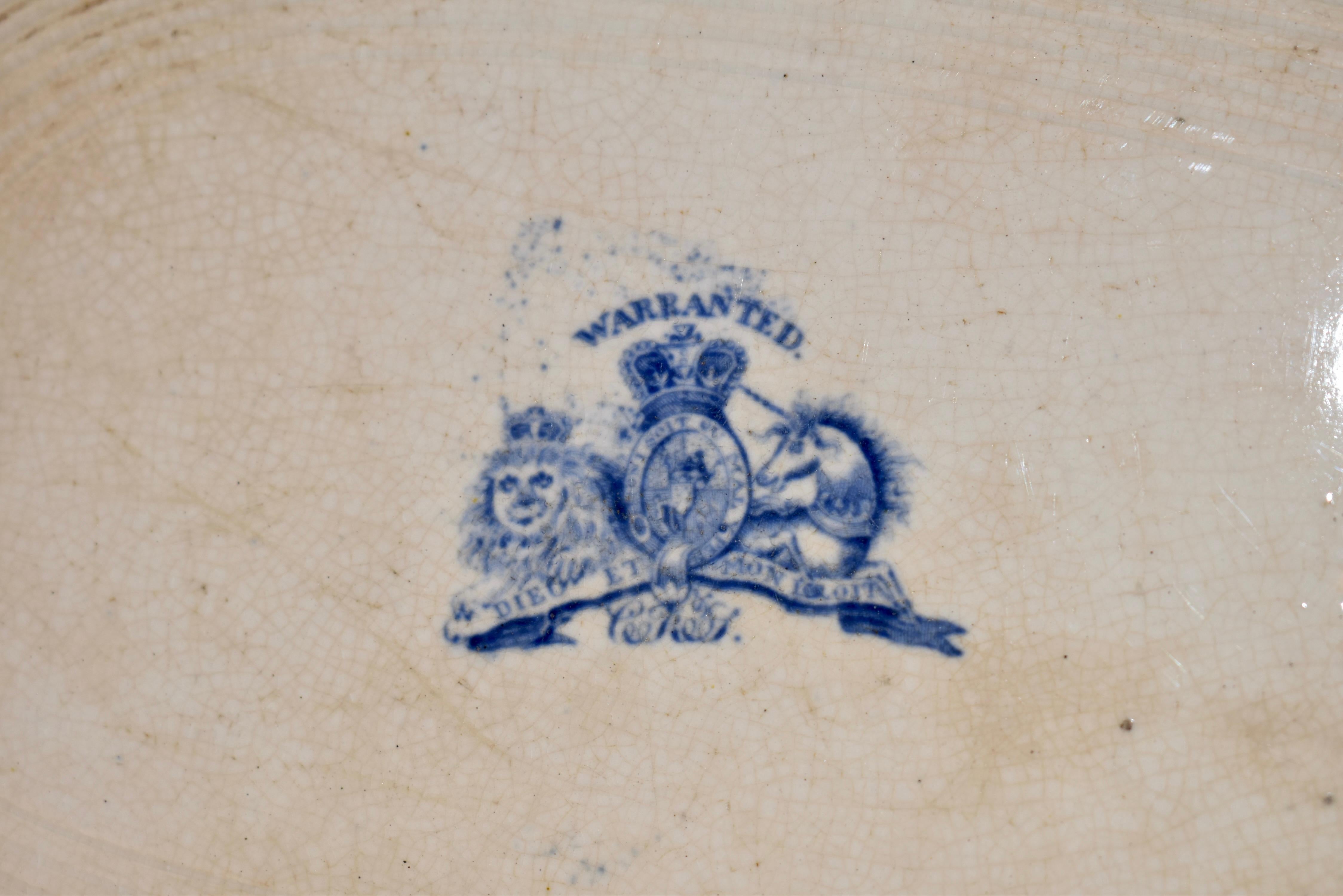 Staffordshire Blaue Weidenplatte aus dem 19. (Keramik) im Angebot