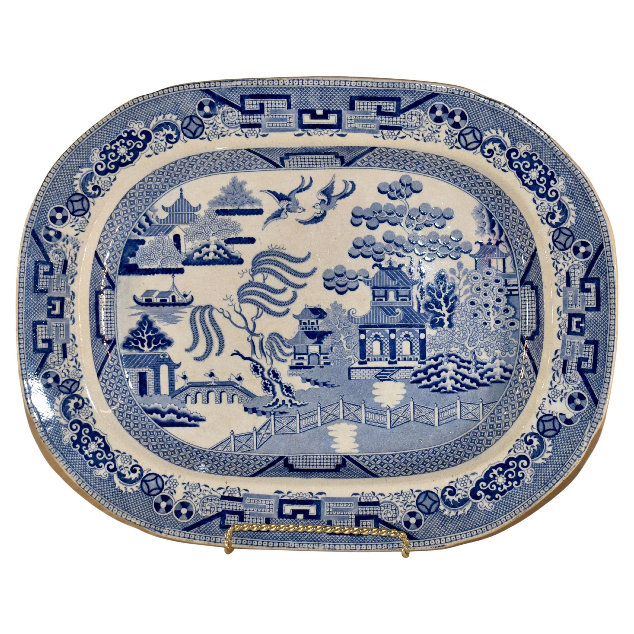 Plat en saule bleu du Staffordshire du 19e siècle