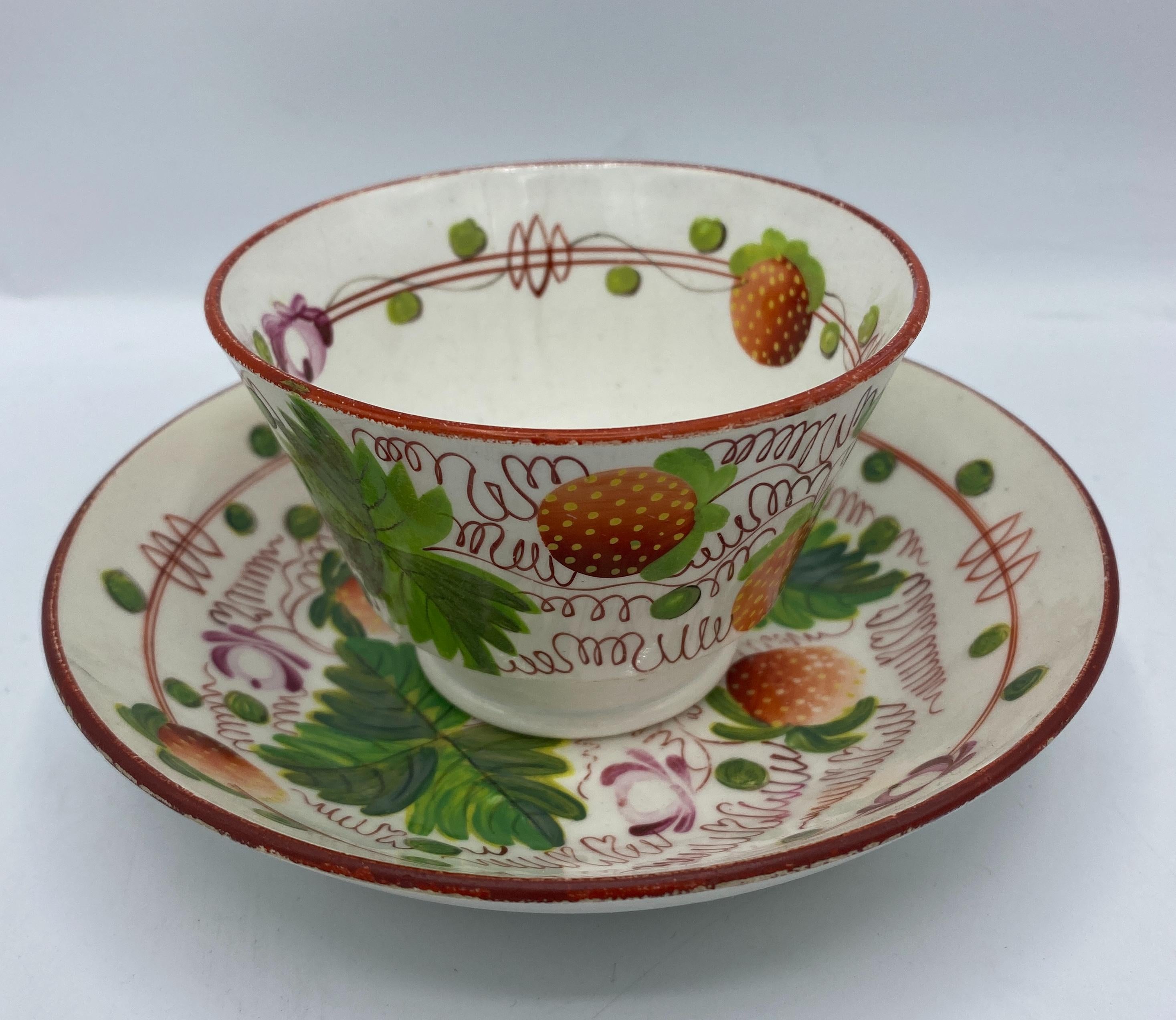 English Early 19th Century Staffordshire Pealware Tea Set with Strawberry & Vine Pattern For Sale