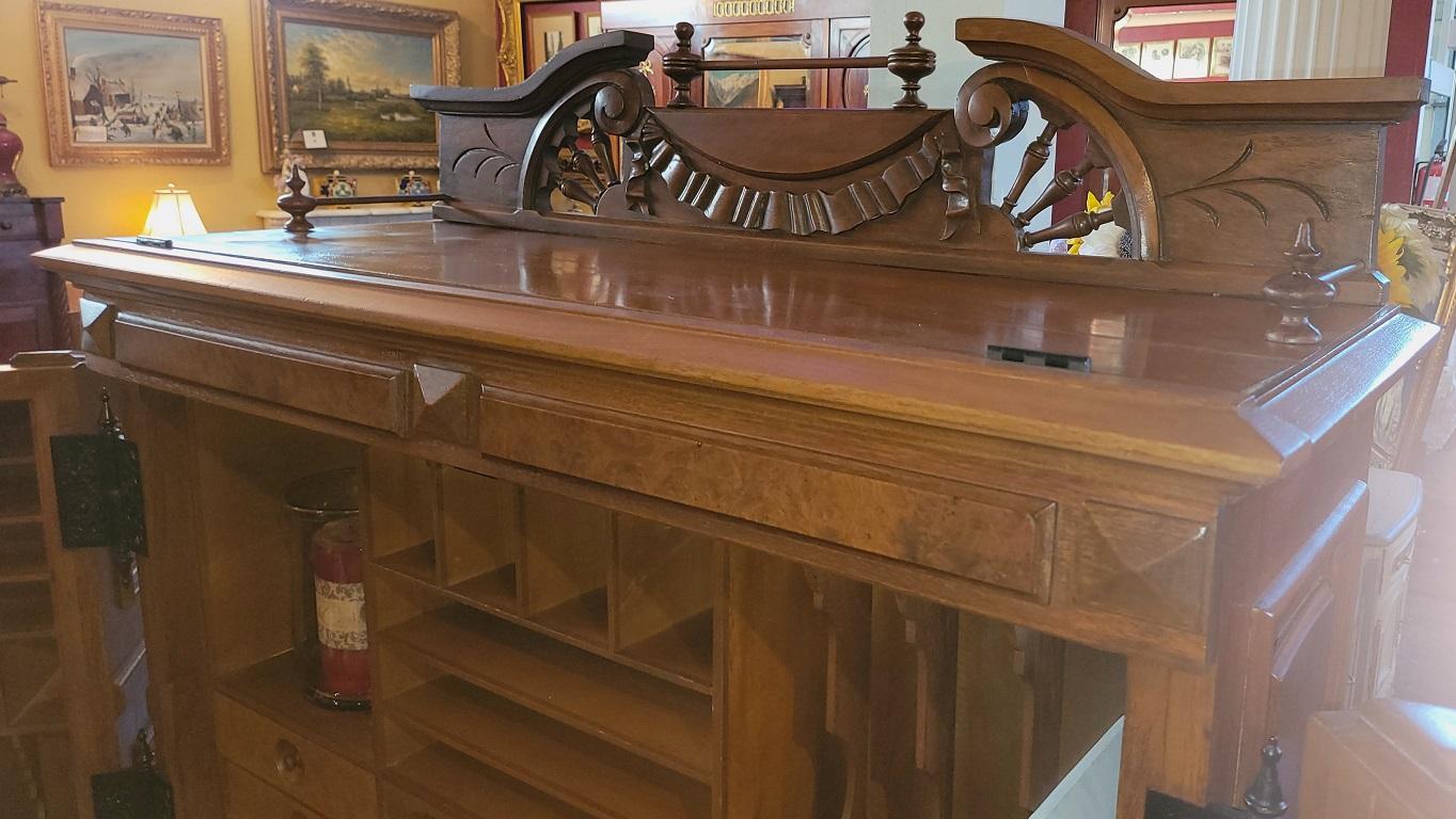 Standard-Schreibtisch aus Wolle des 19. Jahrhunderts im Angebot 12