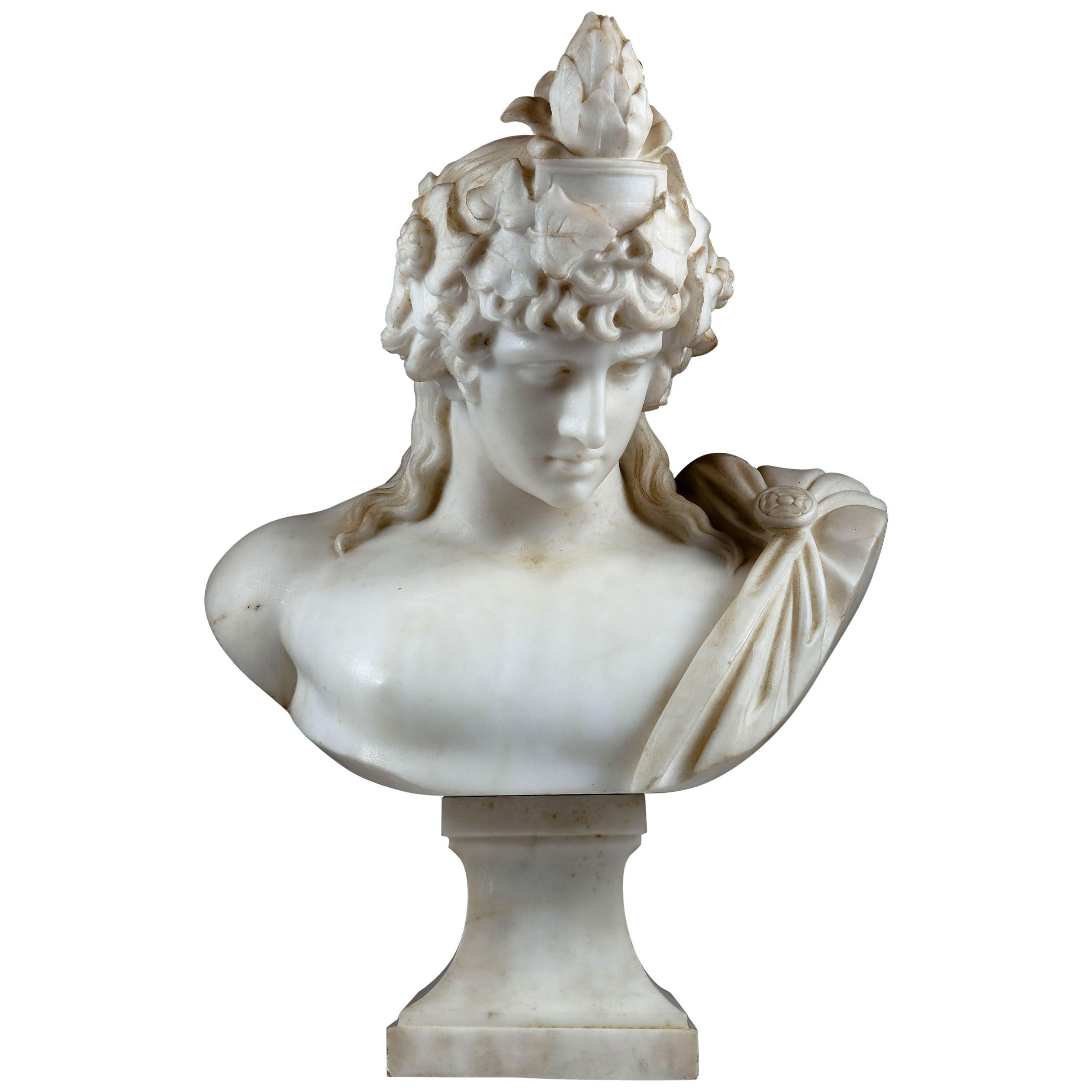 Buste en marbre statuaire du XIXe siècle représentant l'Antinoüs Braschi comme Dionysos, signé en vente