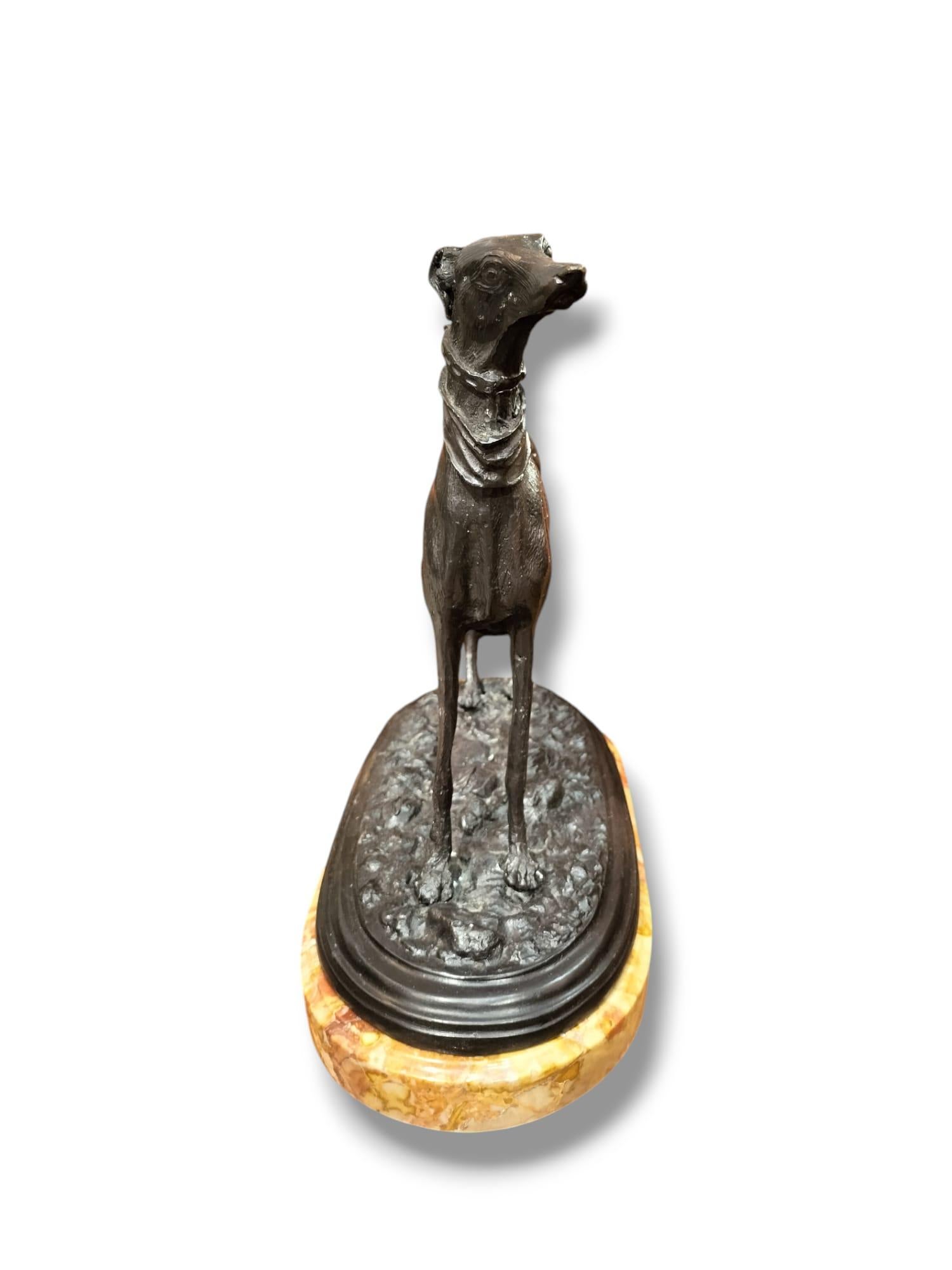Statue de lévrier en bronze du XIXe siècle, dans le style de Pierre Jules Mêne en vente 1
