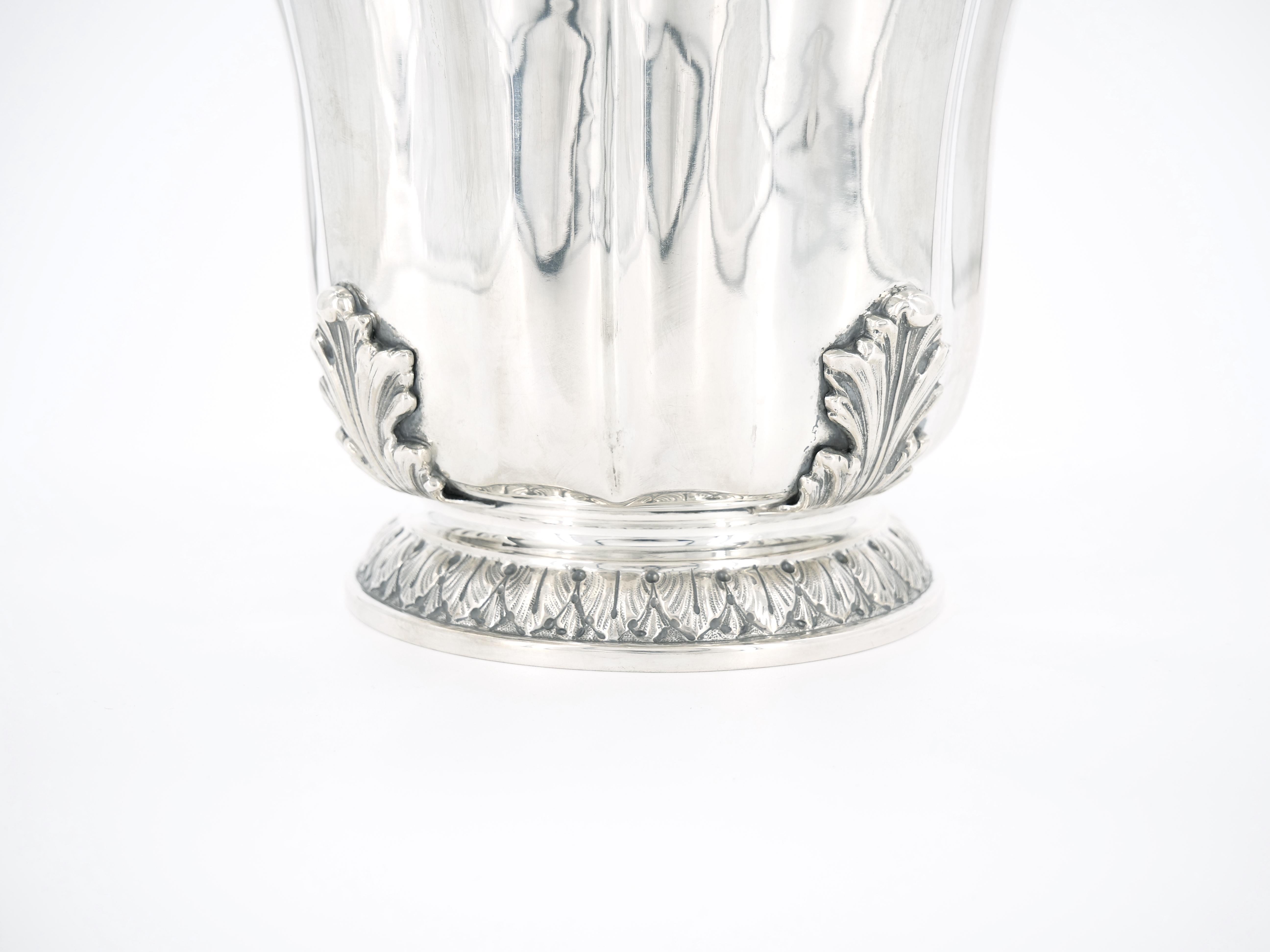 Weinkühler/Eiskübel aus Sterlingsilber aus dem 19. Jahrhundert im Angebot 6