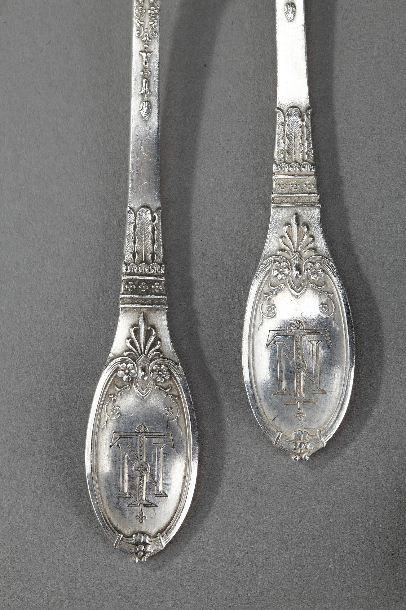 Sterling Silver Flatware by Lappara & Gabriel in a case by Gorini Frères In Good Condition For Sale In Paris, FR